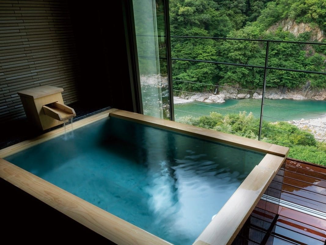 [Renewal Open] Guest room with an open-air view of the Taihokaku