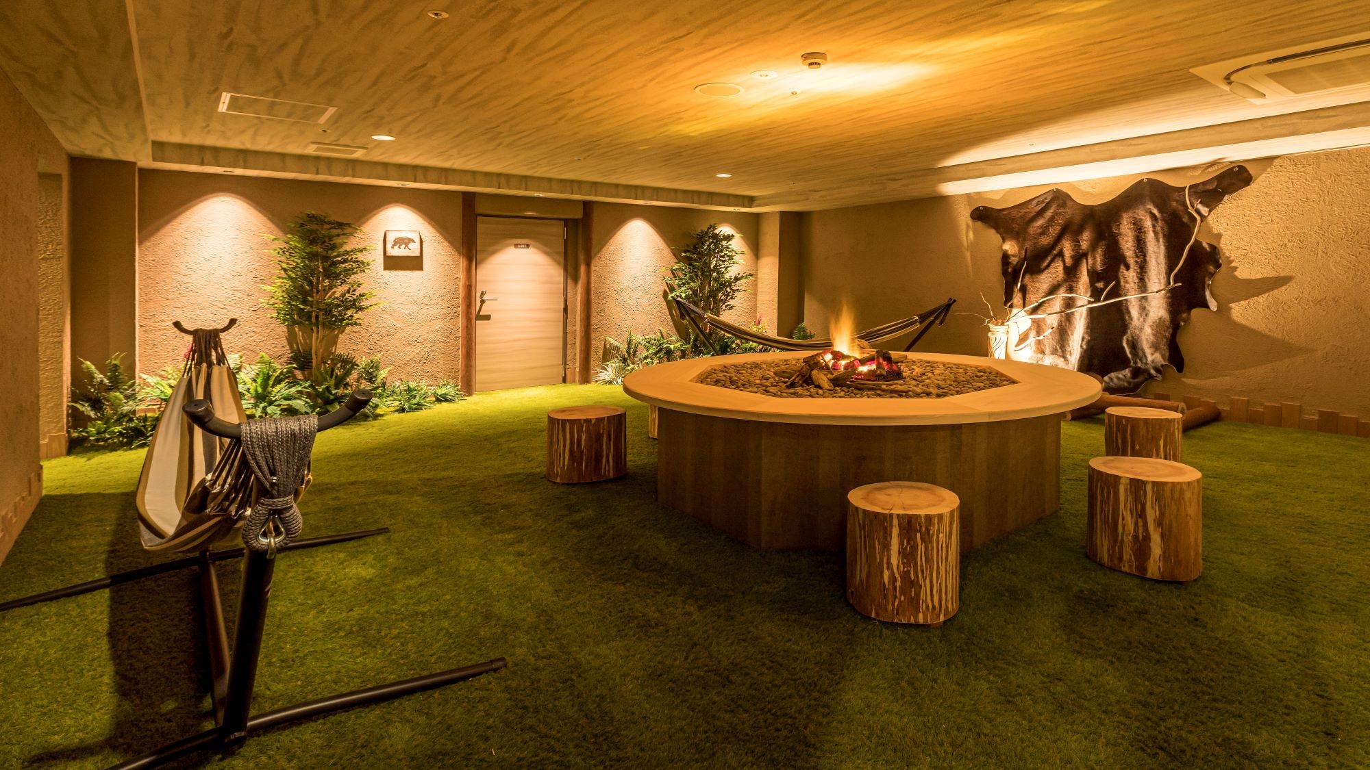 Glamping shared space