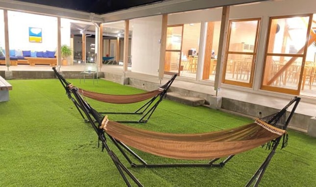 tempat tidur gantung