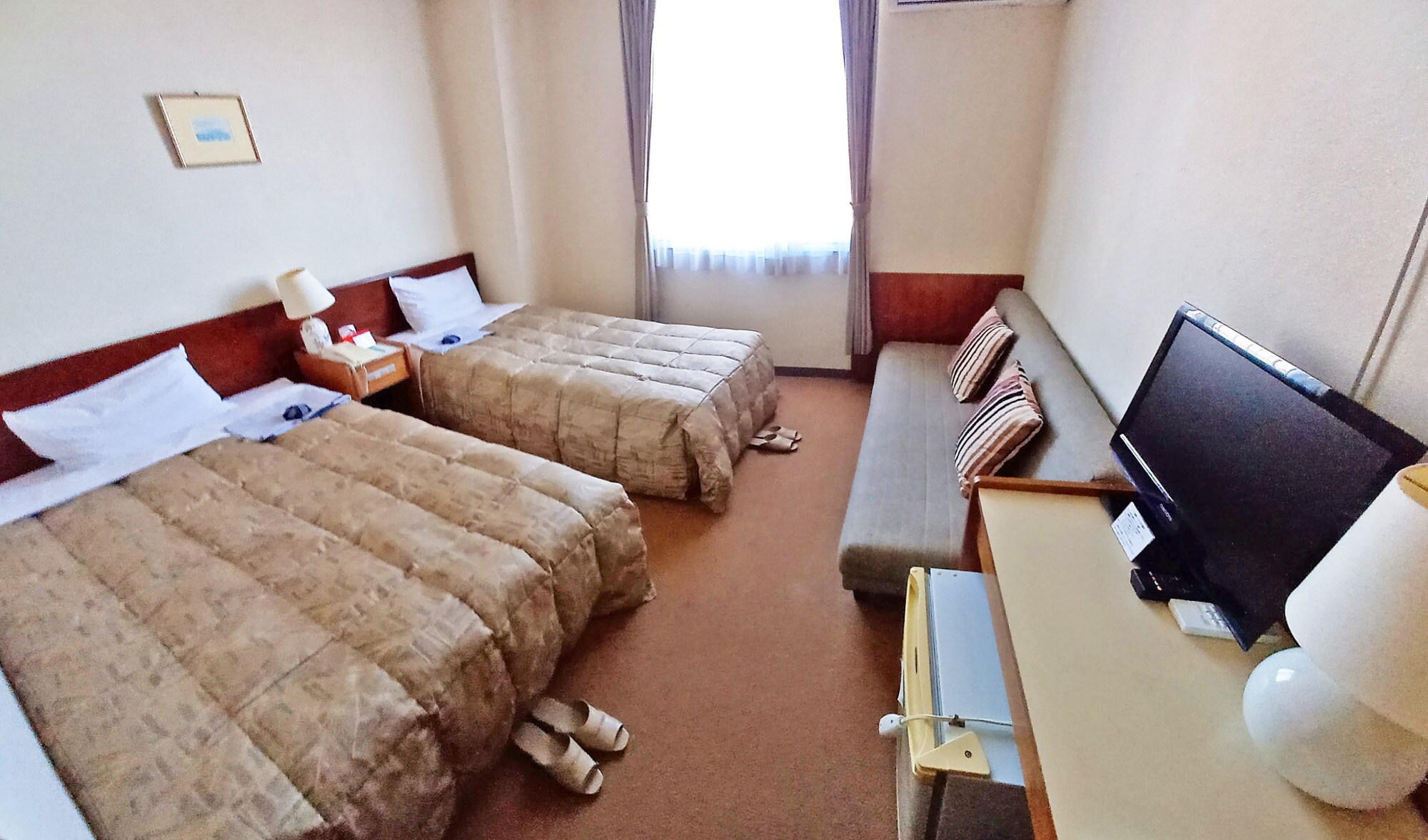 ·Twin room