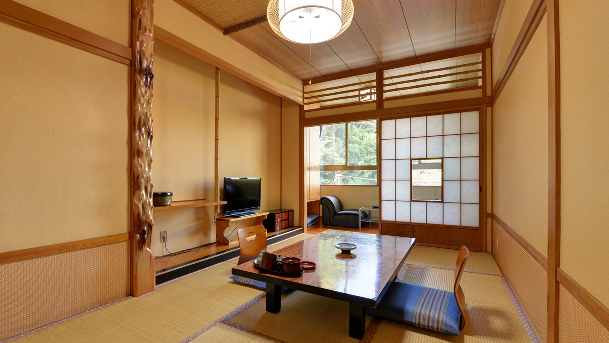 *Example of Japanese-style room (7.5 tatami mats/10 tatami mats)