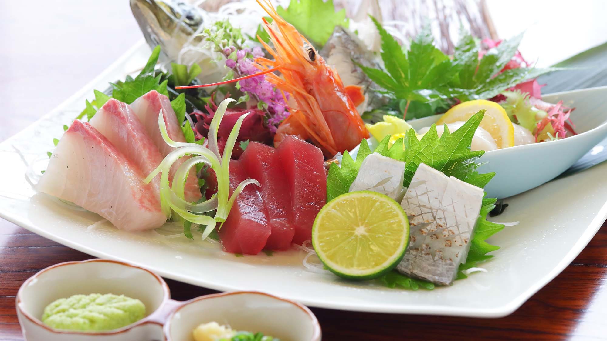 Suruga Kaiseki [Seafood] An example of the dish
