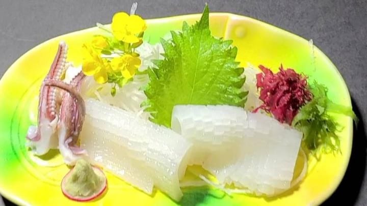 La Plazatei (Sashimi Cumi)