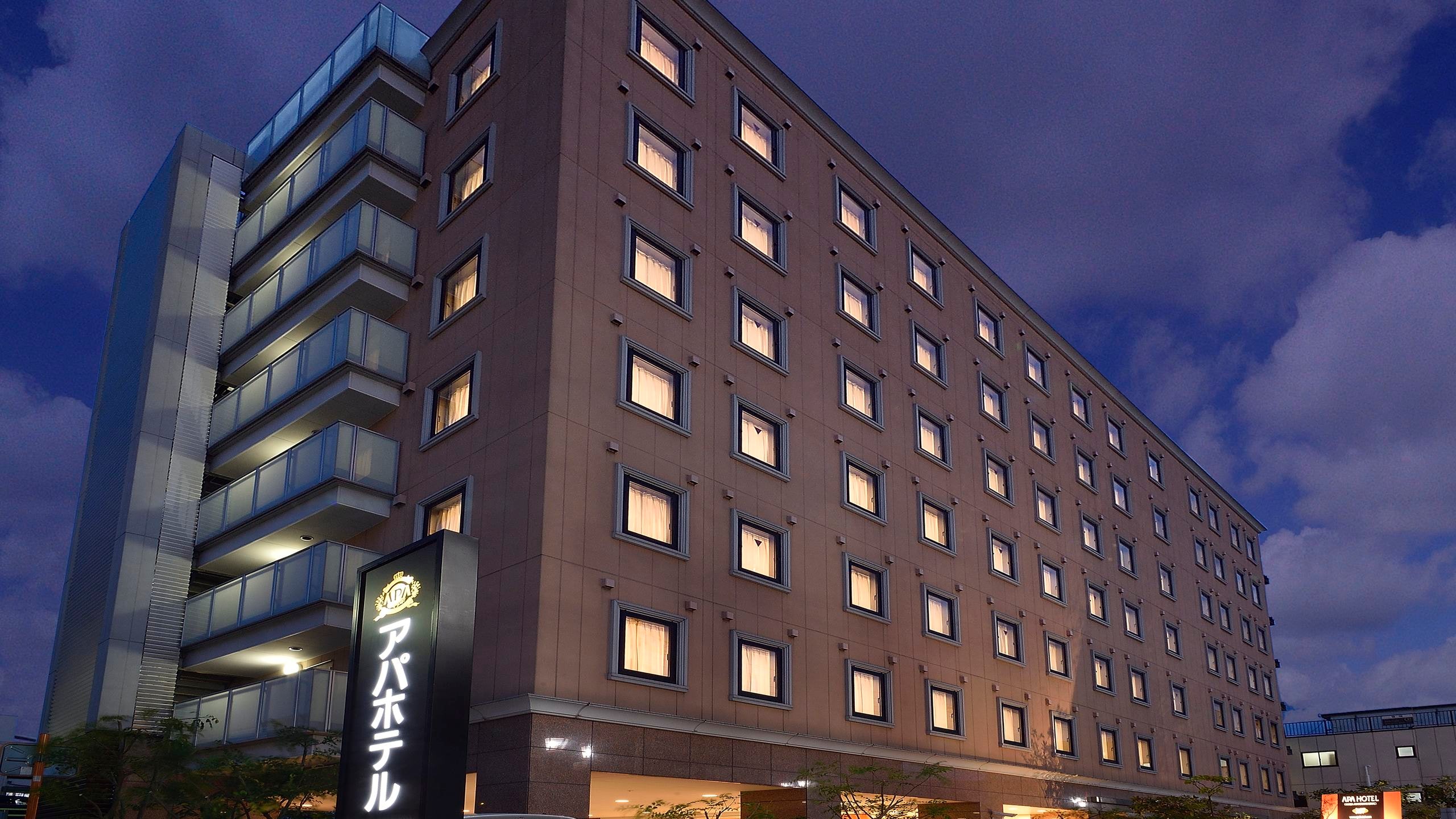 Exterior (night)