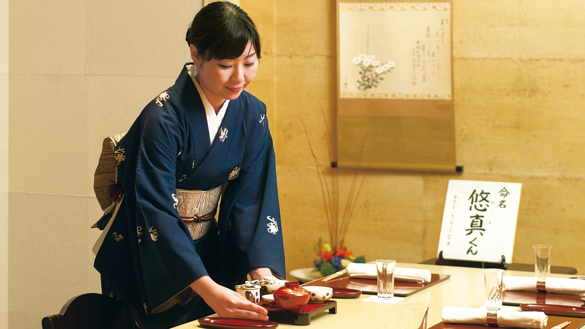 Color your precious time with attentive hospitality.
