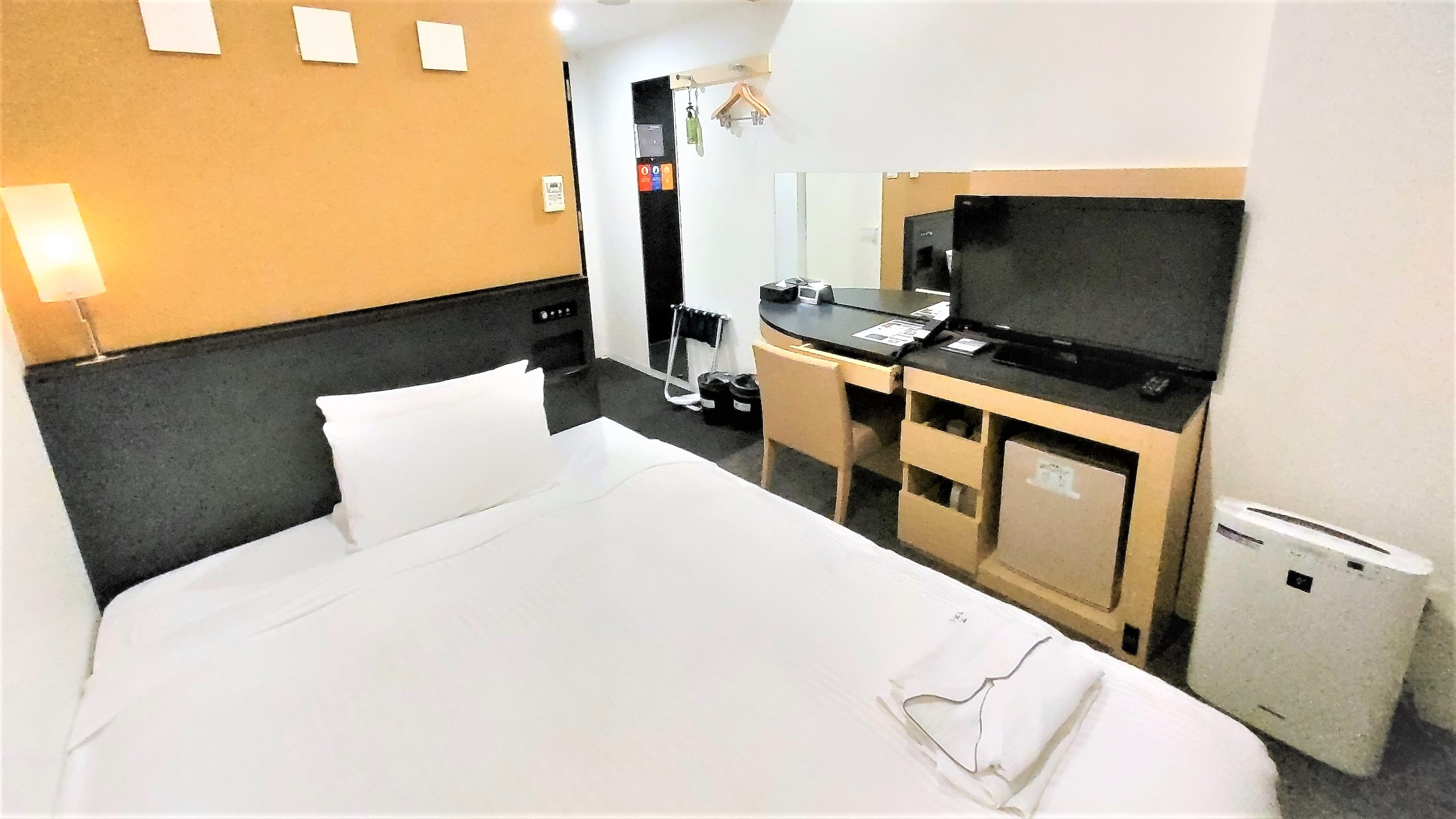 [Room example] Double (140 cm wide double bed)