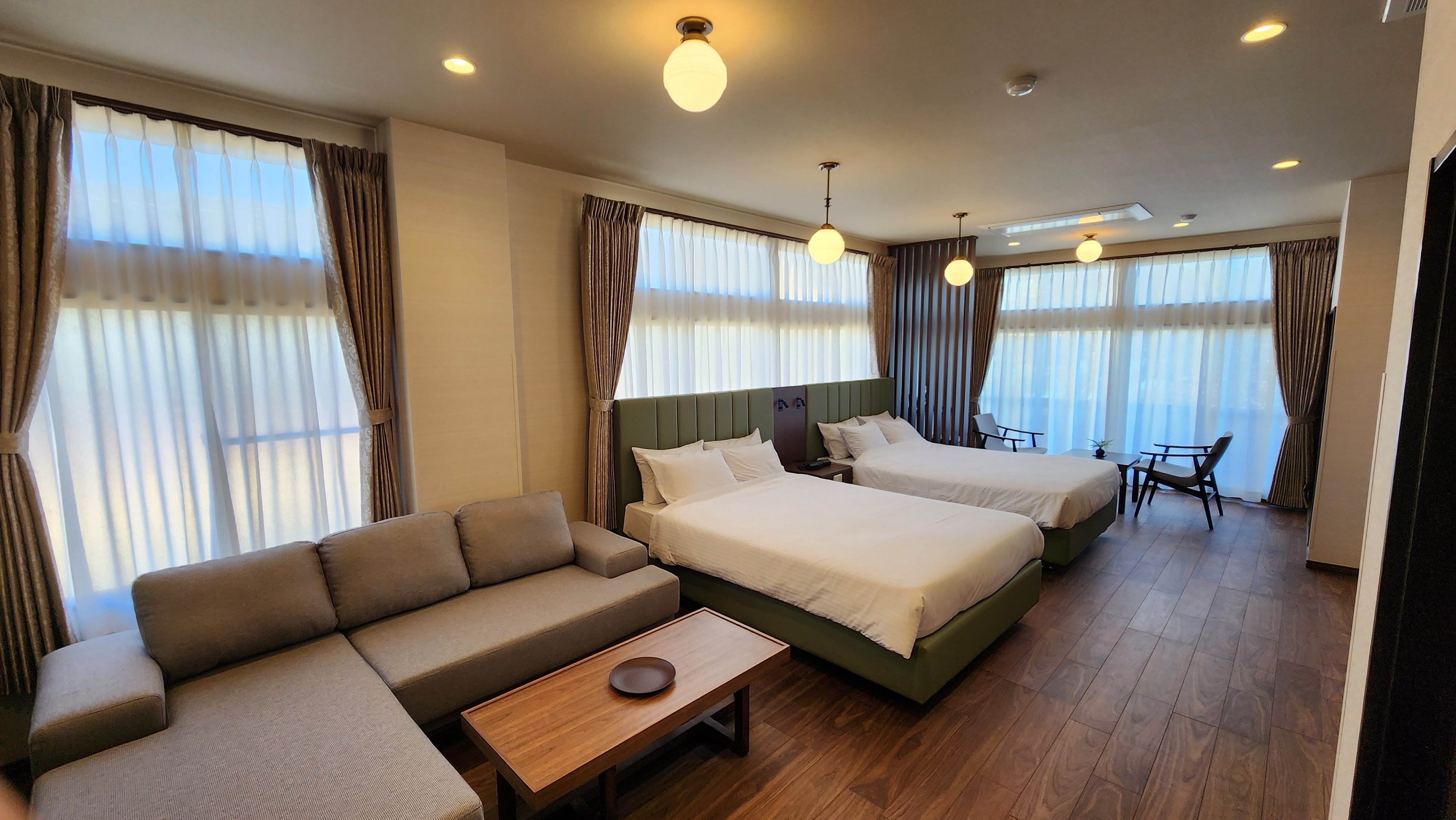 J [2nd floor Western-style room with twin beds] Room for 2 to 4 people