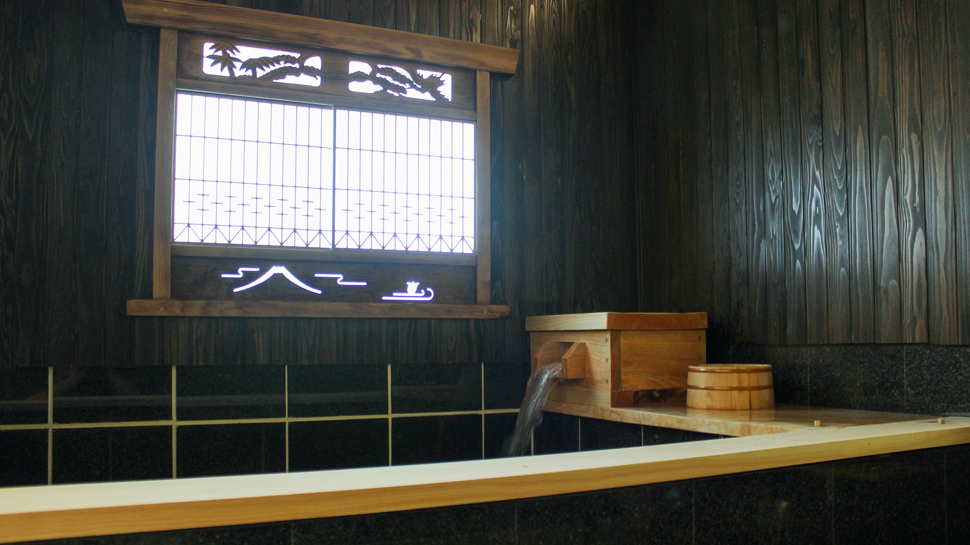 *Not available for use [Private bath] You can relax in a private bath with natural hot spring water, avoiding contact with other people.
