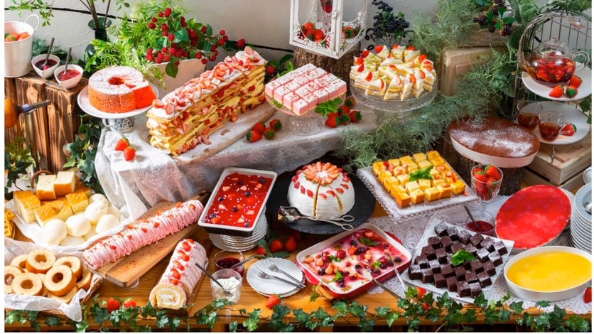 Strawberry BonBonBERRY sweets buffet