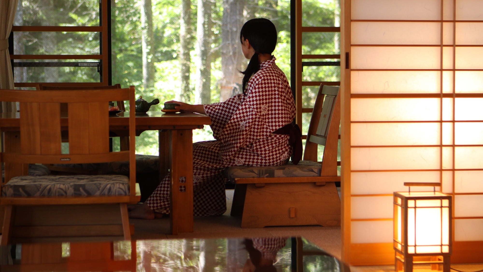 [Amber] Kamar bergaya Jepang di ruang sudut yang terang