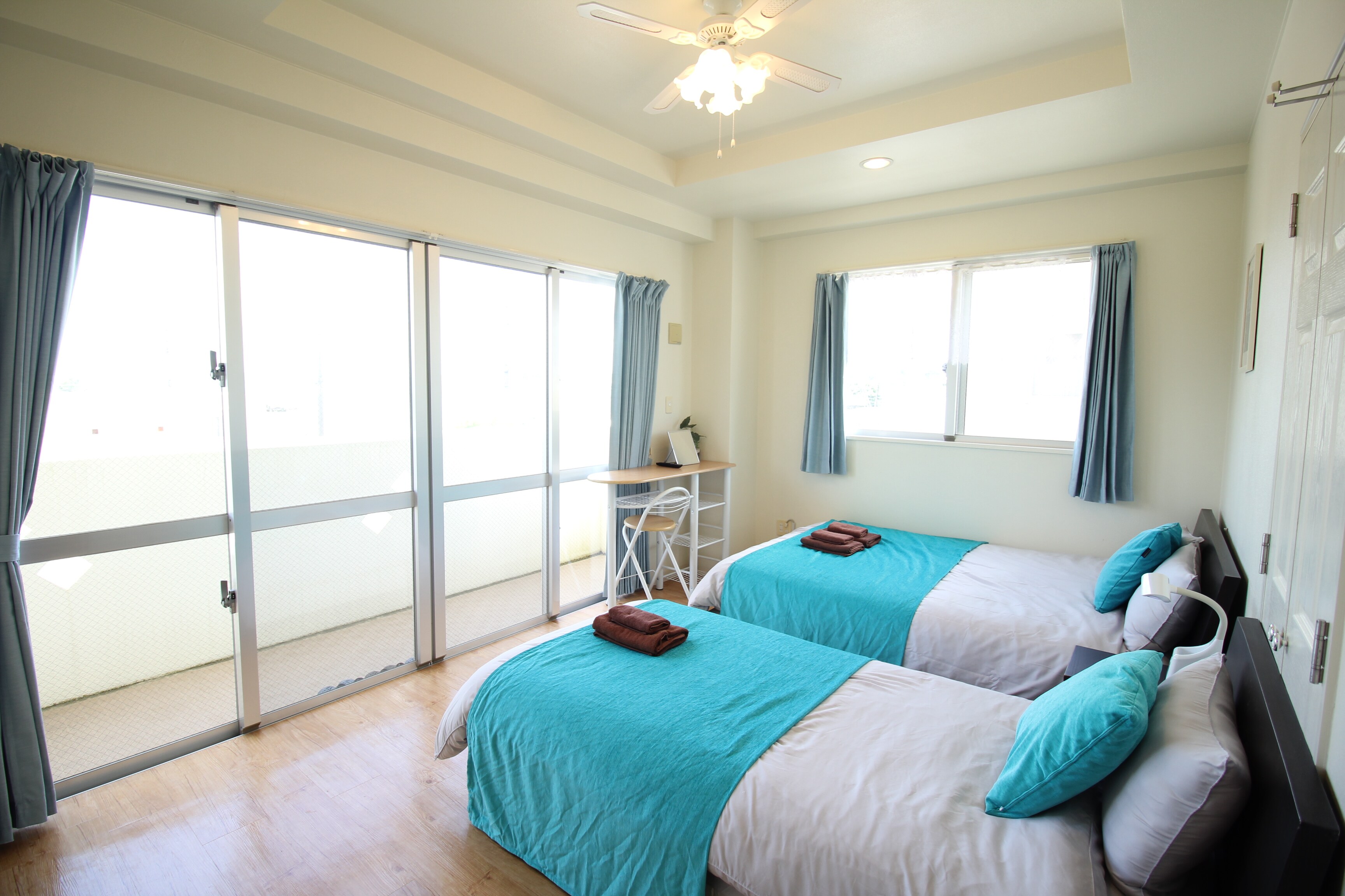 Bedroom (blue)