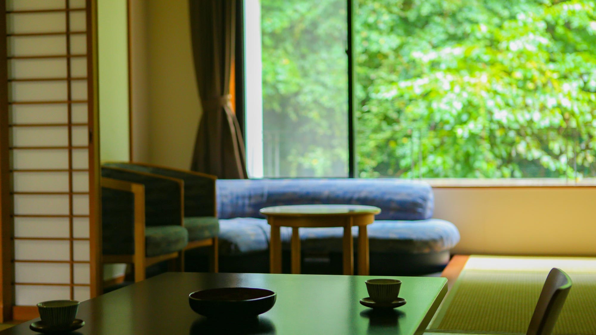 Kamar bergaya Jepang dengan suasana tenang