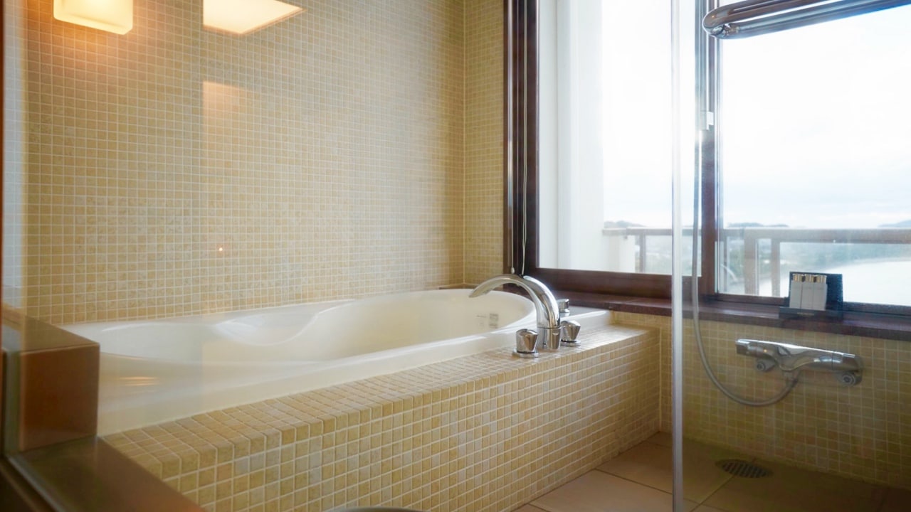 Panoramic Jacuzzi