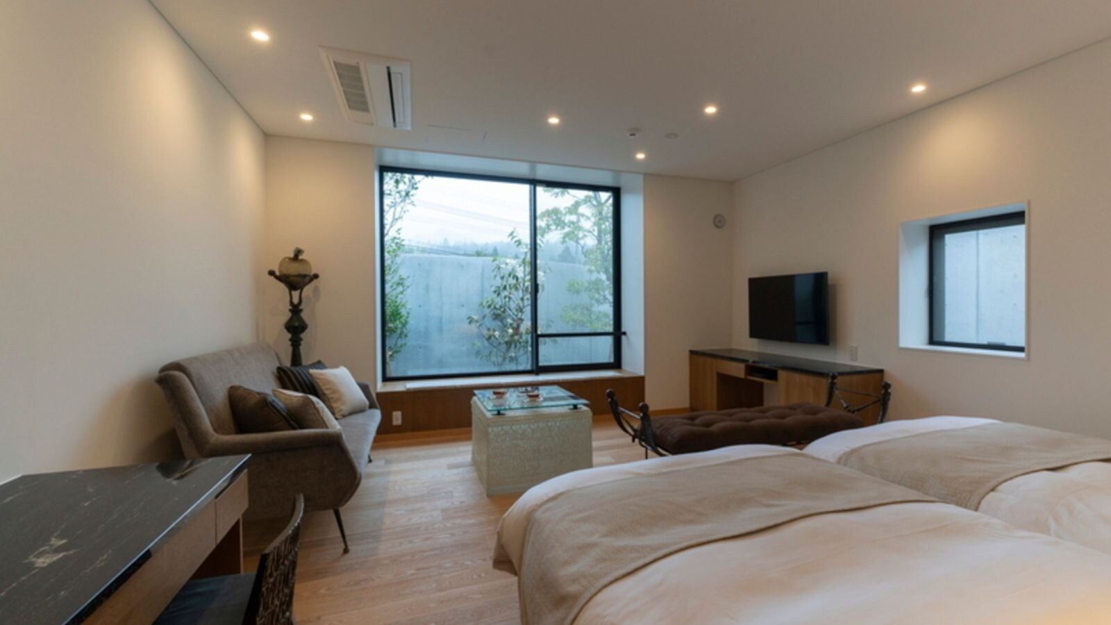 Guest Rooms / Quadruple Room