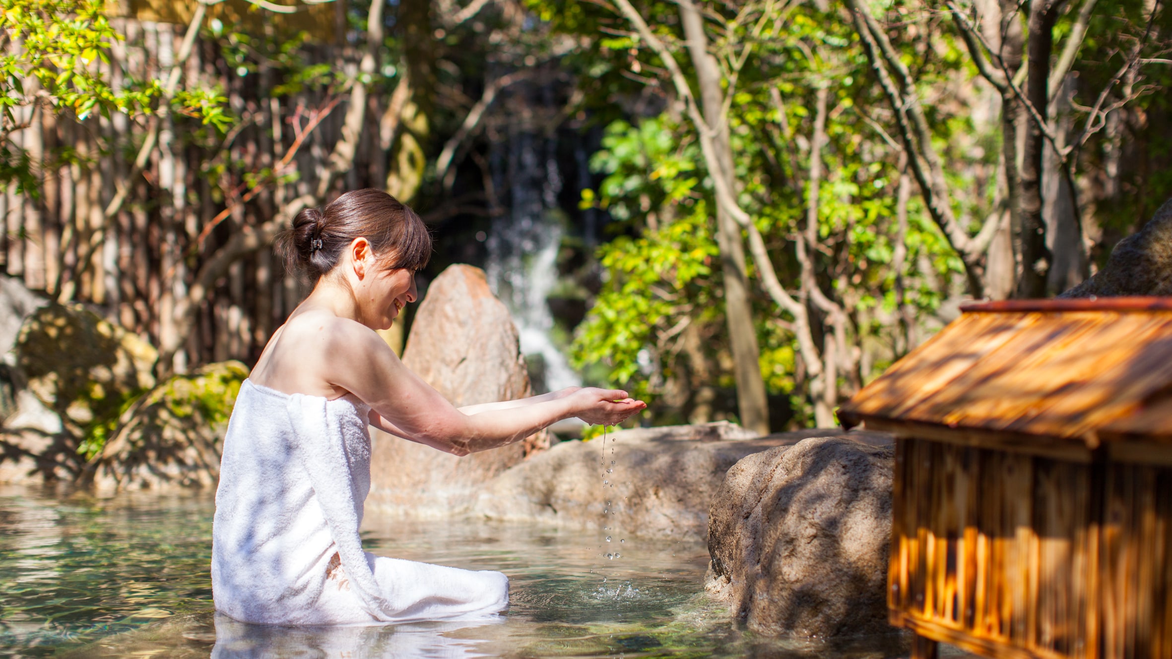 [W Beautiful Skin Hot Spring] ~Harazuru Onsen is a hot spring that is good for your skin~