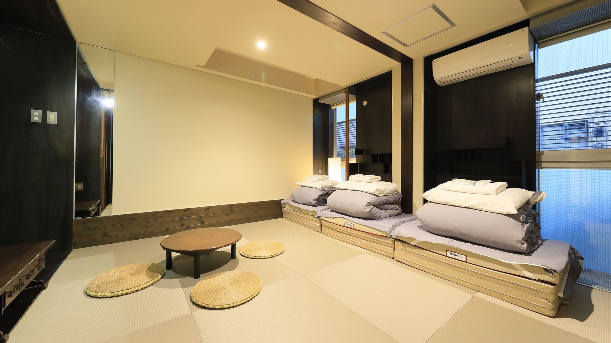 [Family Room] Perfect for family or group trips!