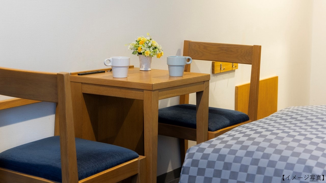 Casual Twin Room 03