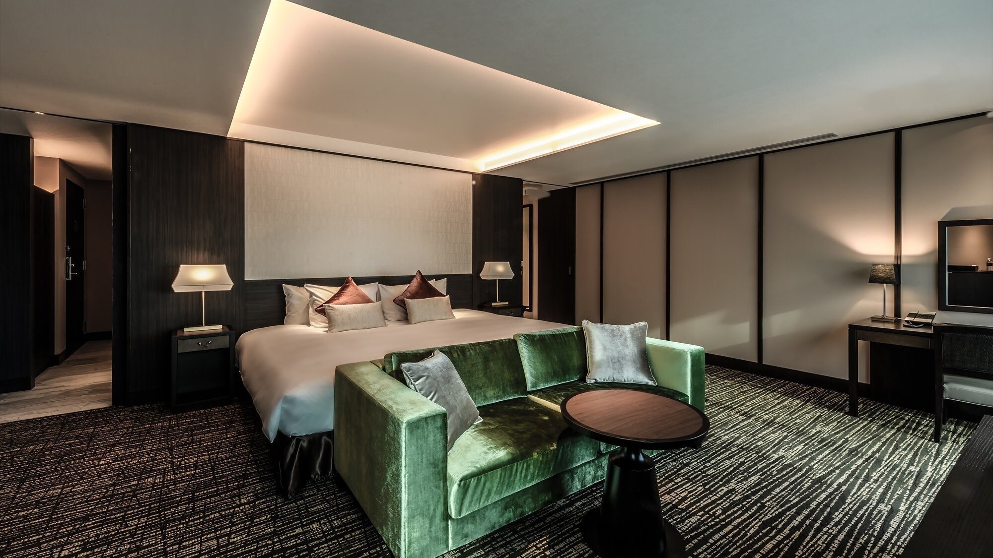 ◆Modern Superior Double｜Enjoy a modern superior room where calm and sophistication blend