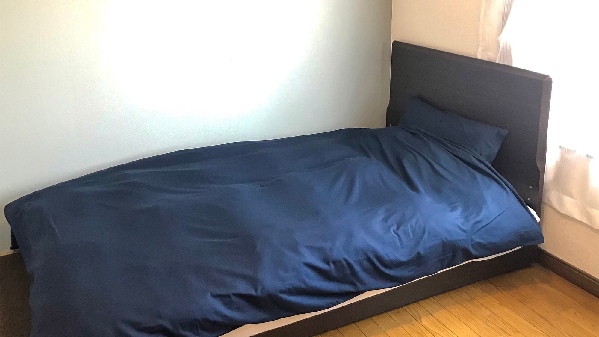 ・Single beds. Children are welcome to sleep in the same bed as you!