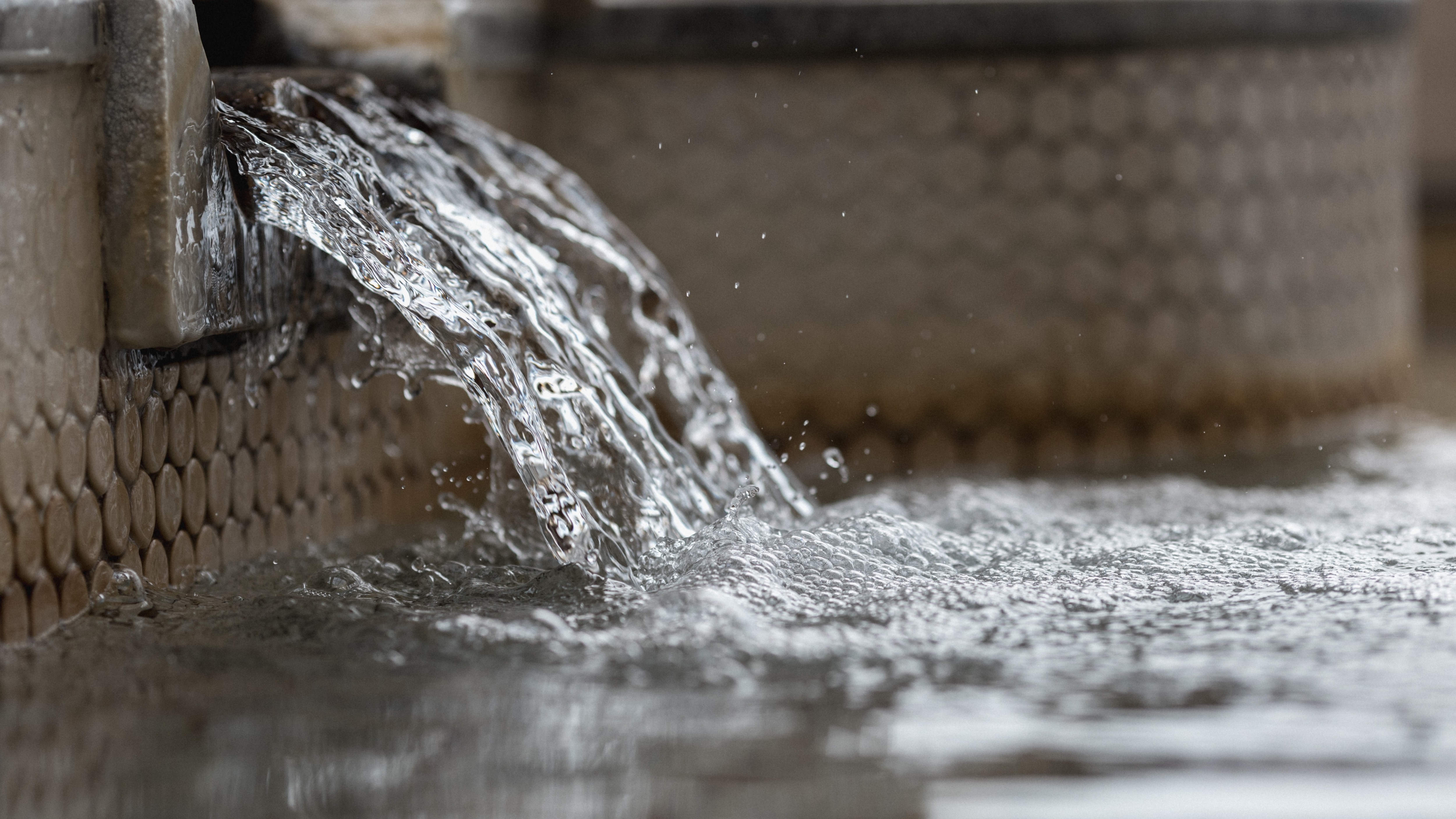 Sodium bicarbonate chloride spring