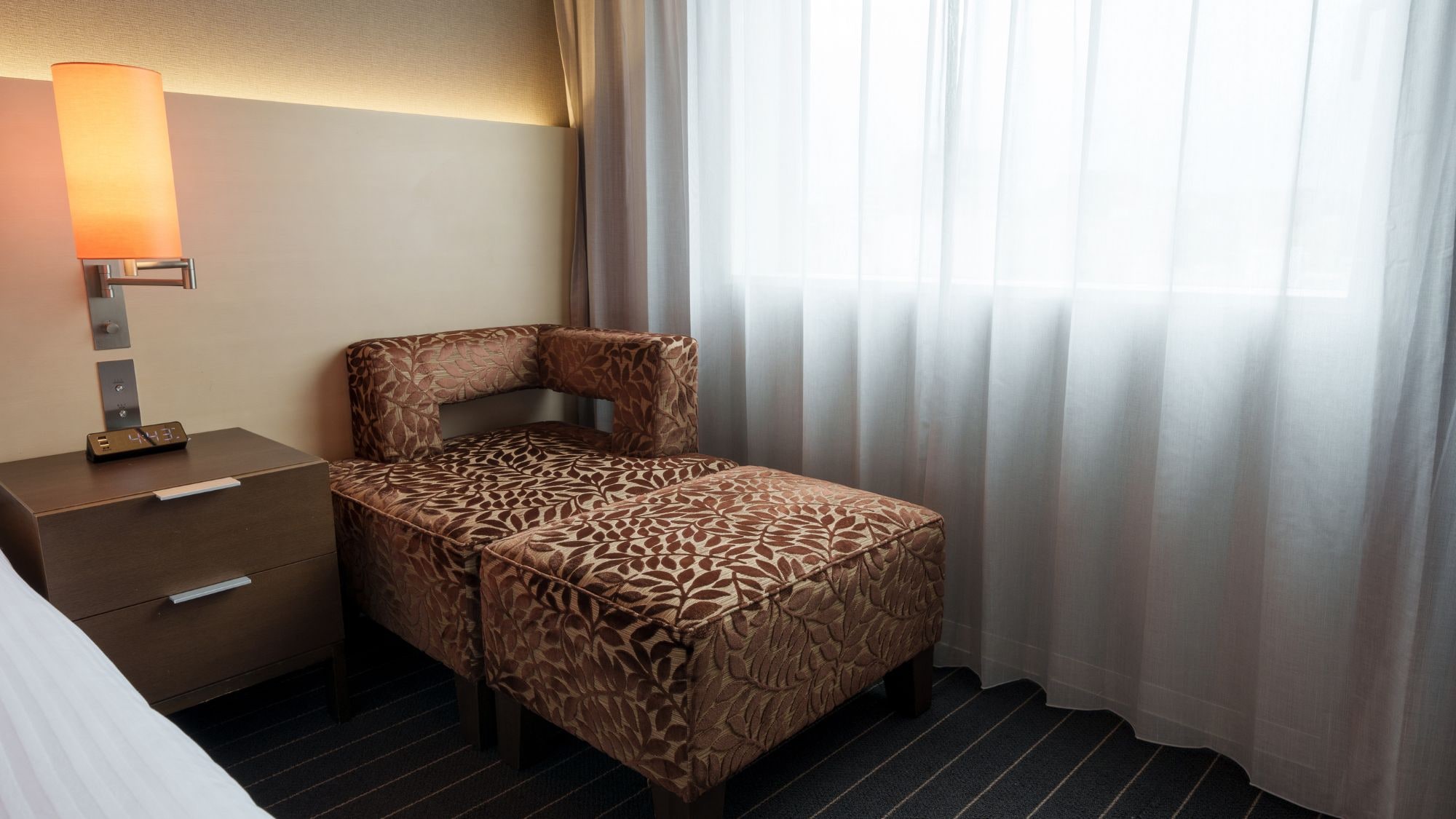 릴랙스 더블룸 일례｜18평미/침대폭 160cm/금연