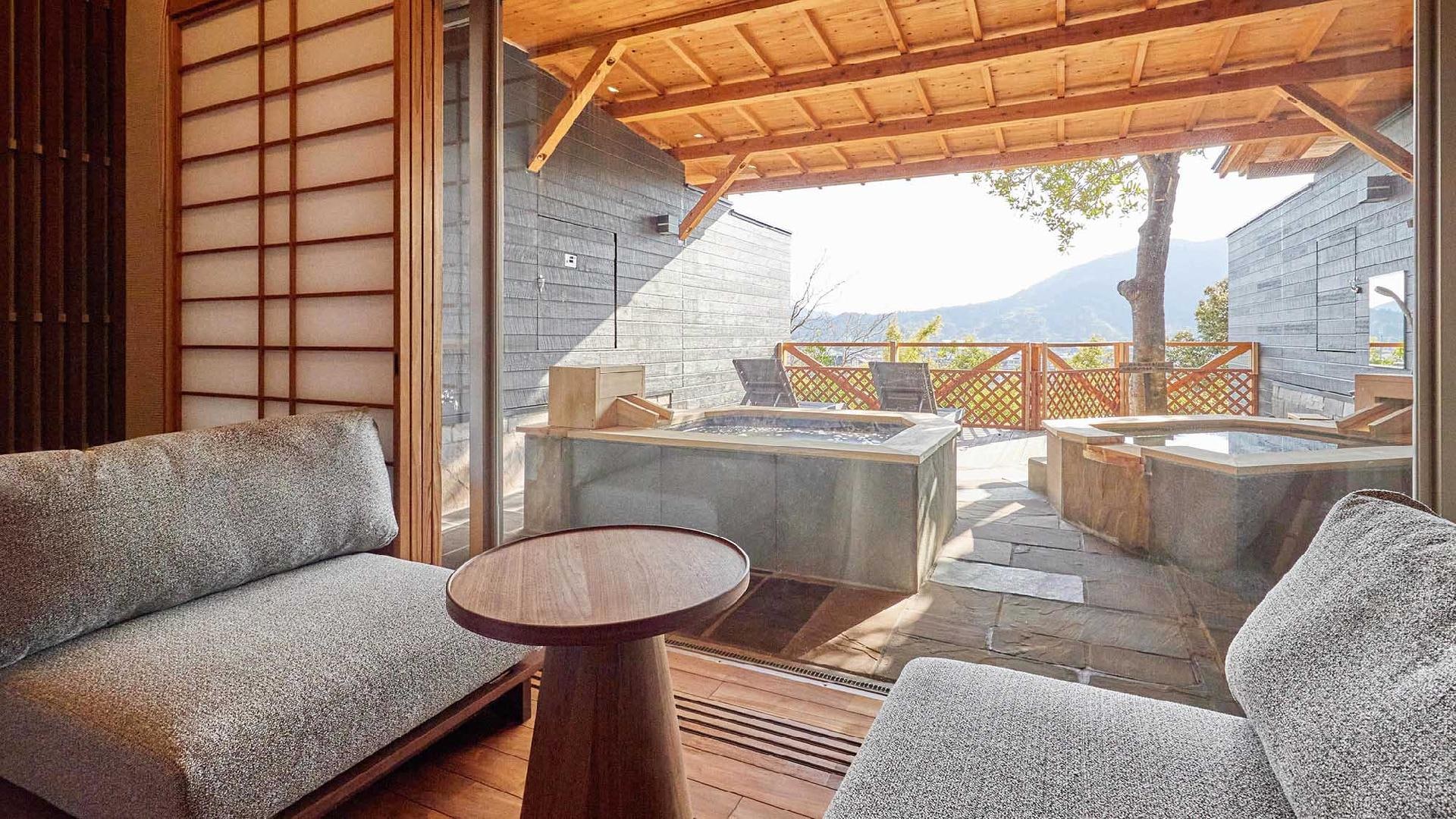 ・[Grandchild: Guest Room] You can see the majestic mountains from the window.