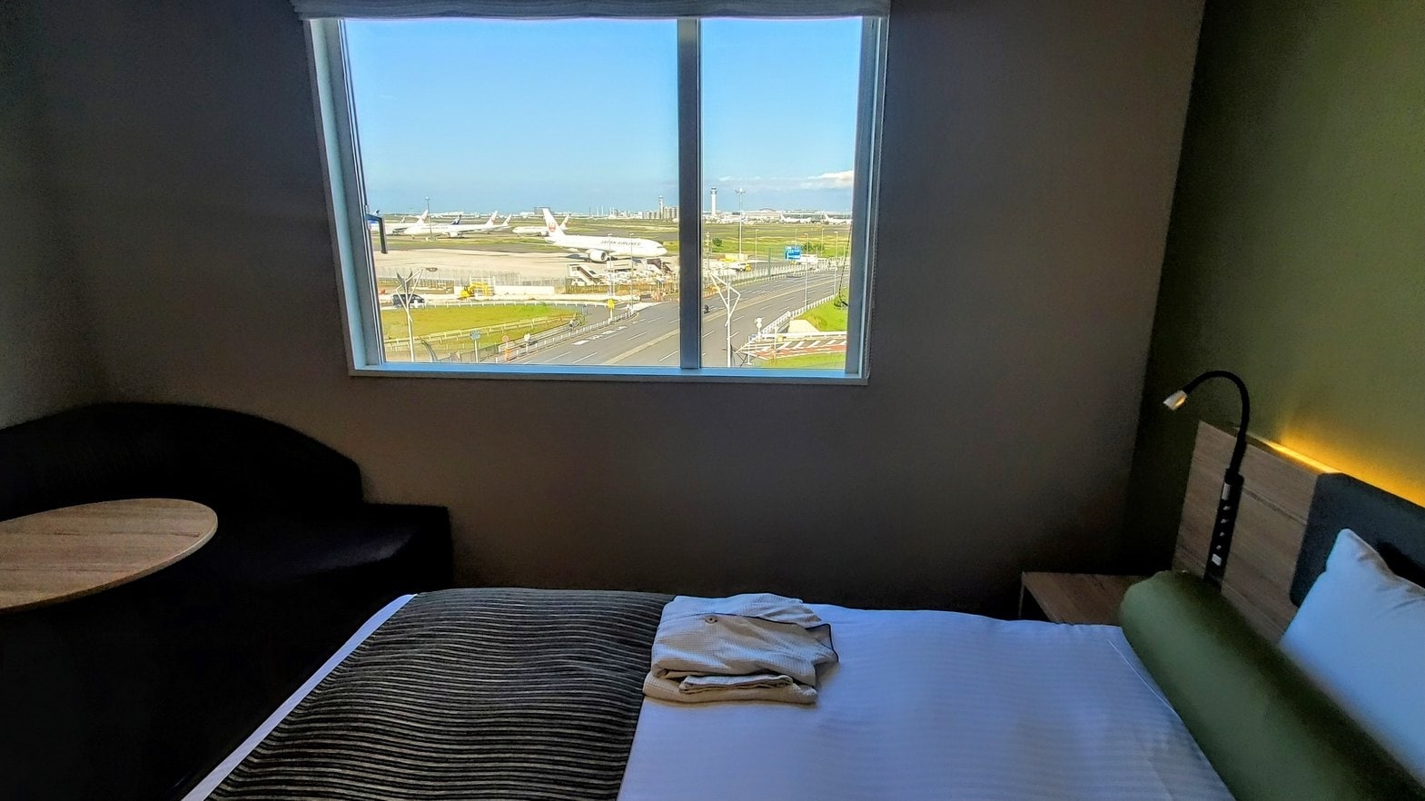 EX Double Room View (image)