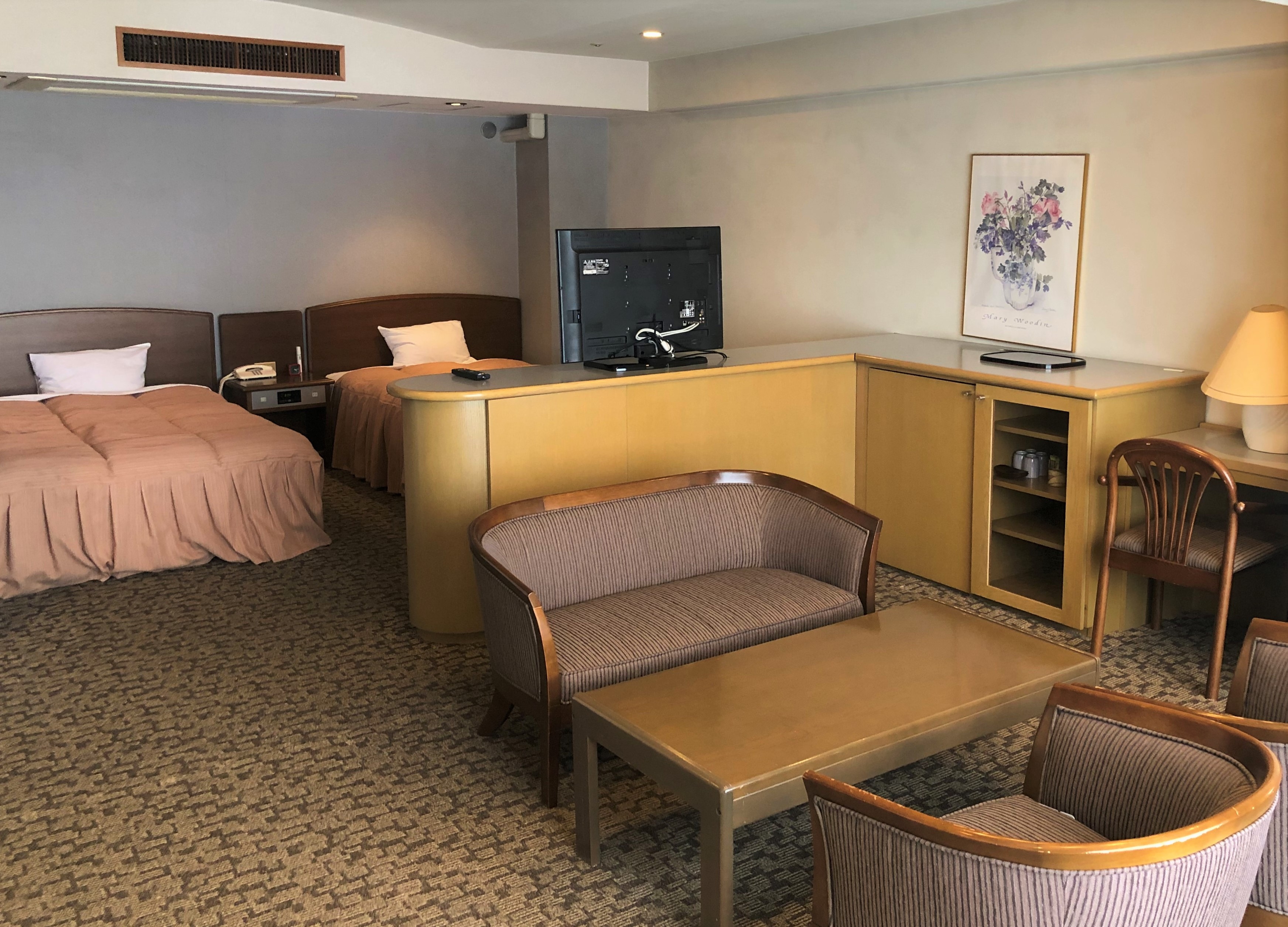 Kamar Jepang-Barat di Sayap Barat