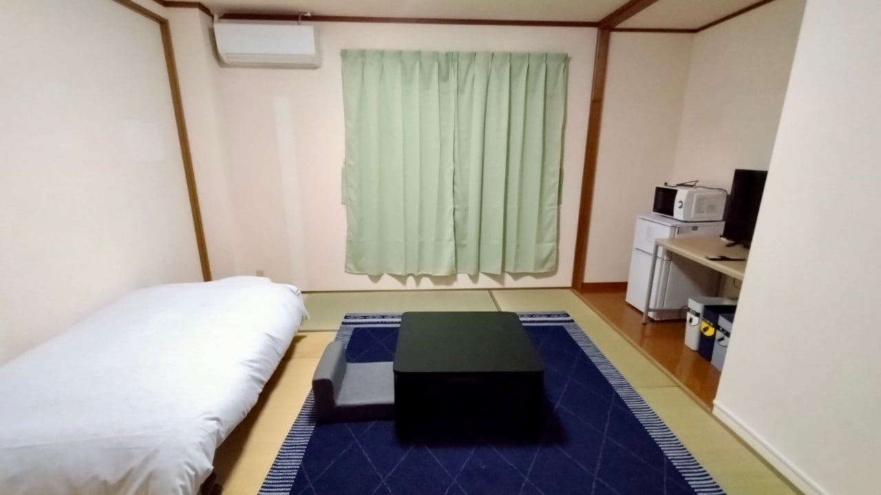Room 1