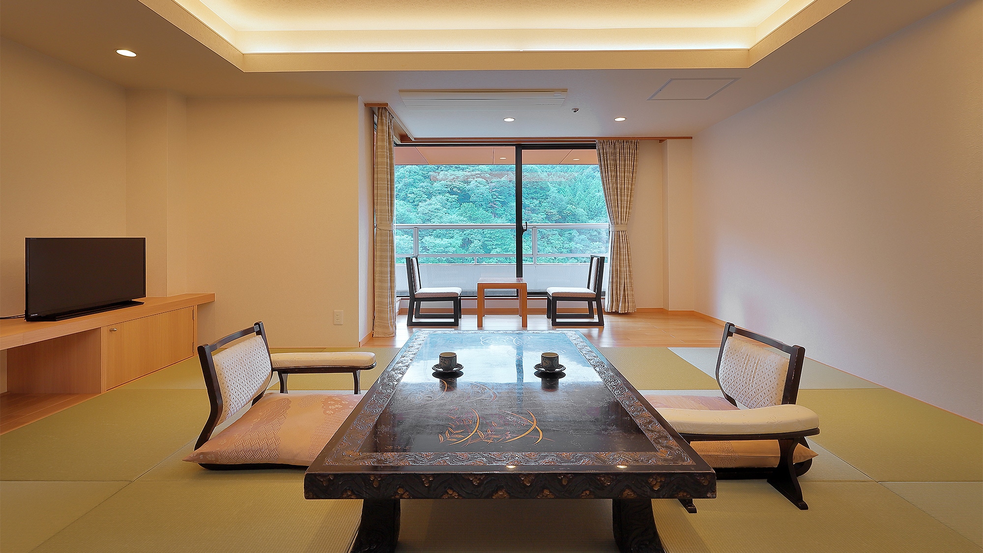 [Japanese-Western room] Top floor / Renewal twin [Non-smoking]