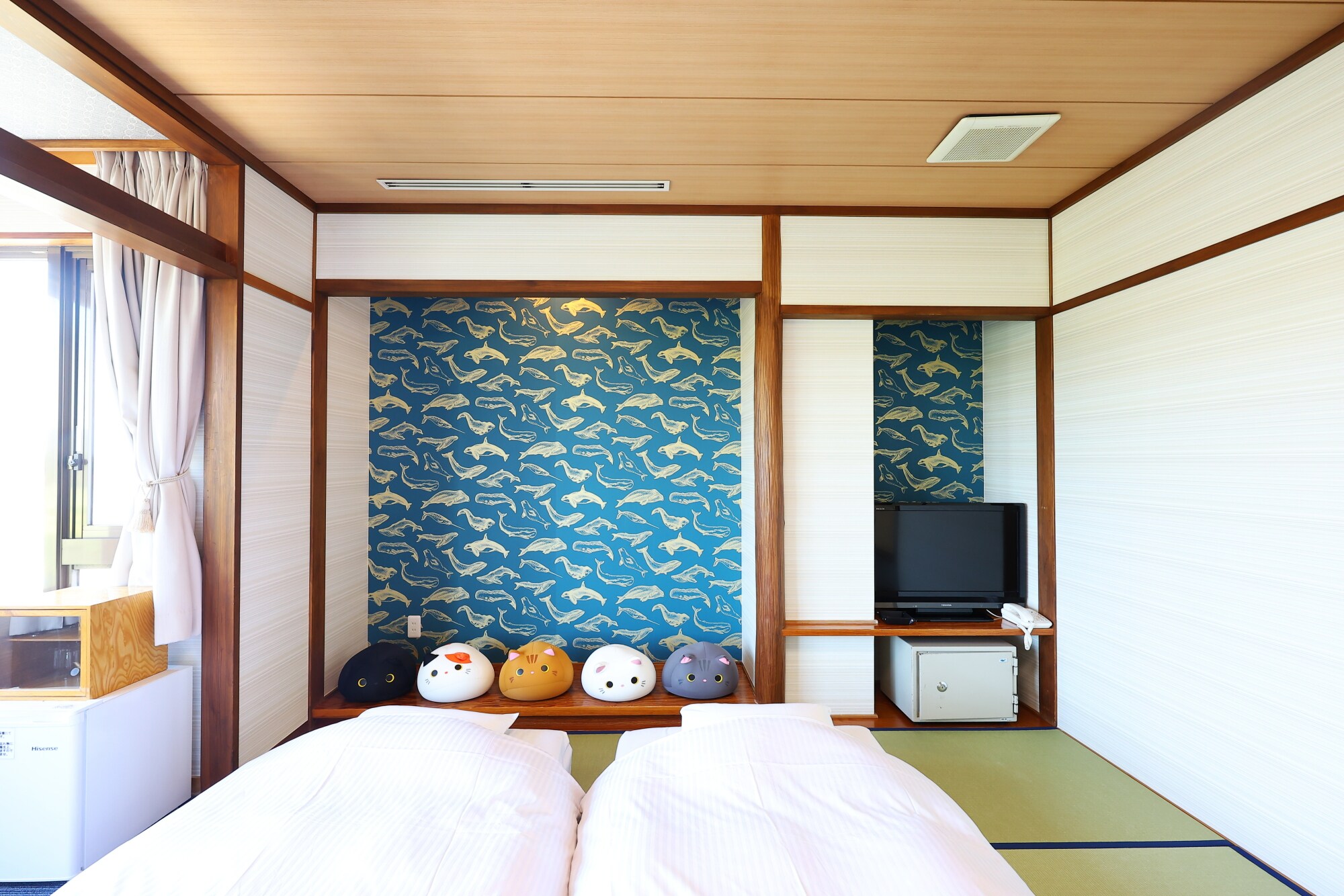 Bunk beds included! Family Cabin Room (10 tatami Japanese-style room)