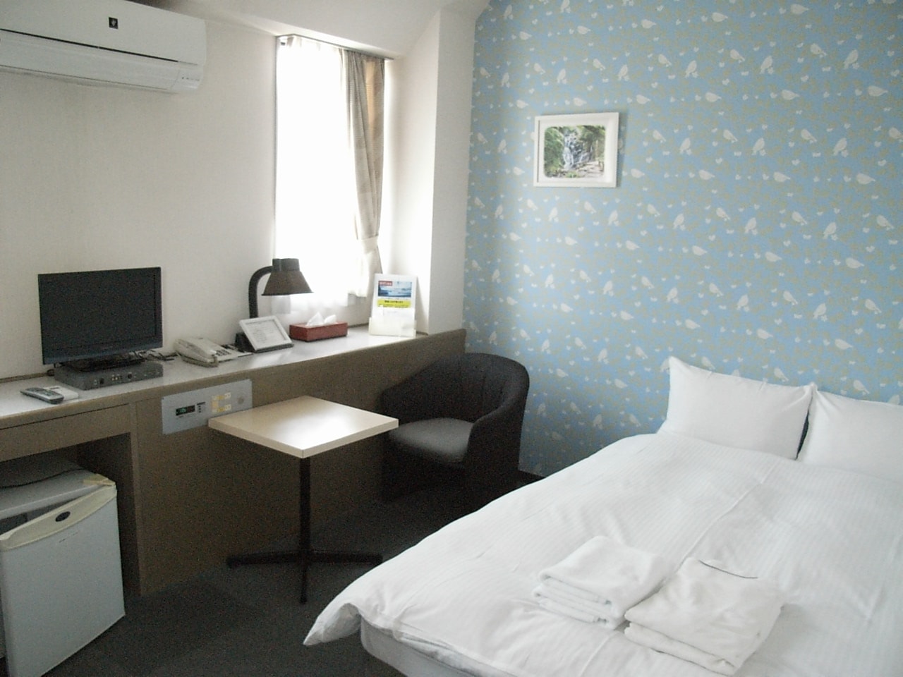 Semi-double room