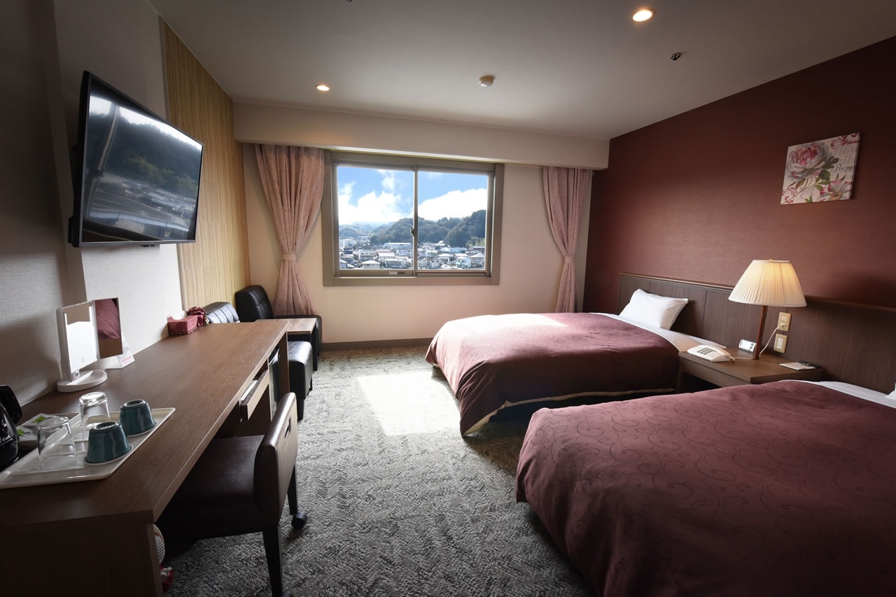 Deluxe Twin Room