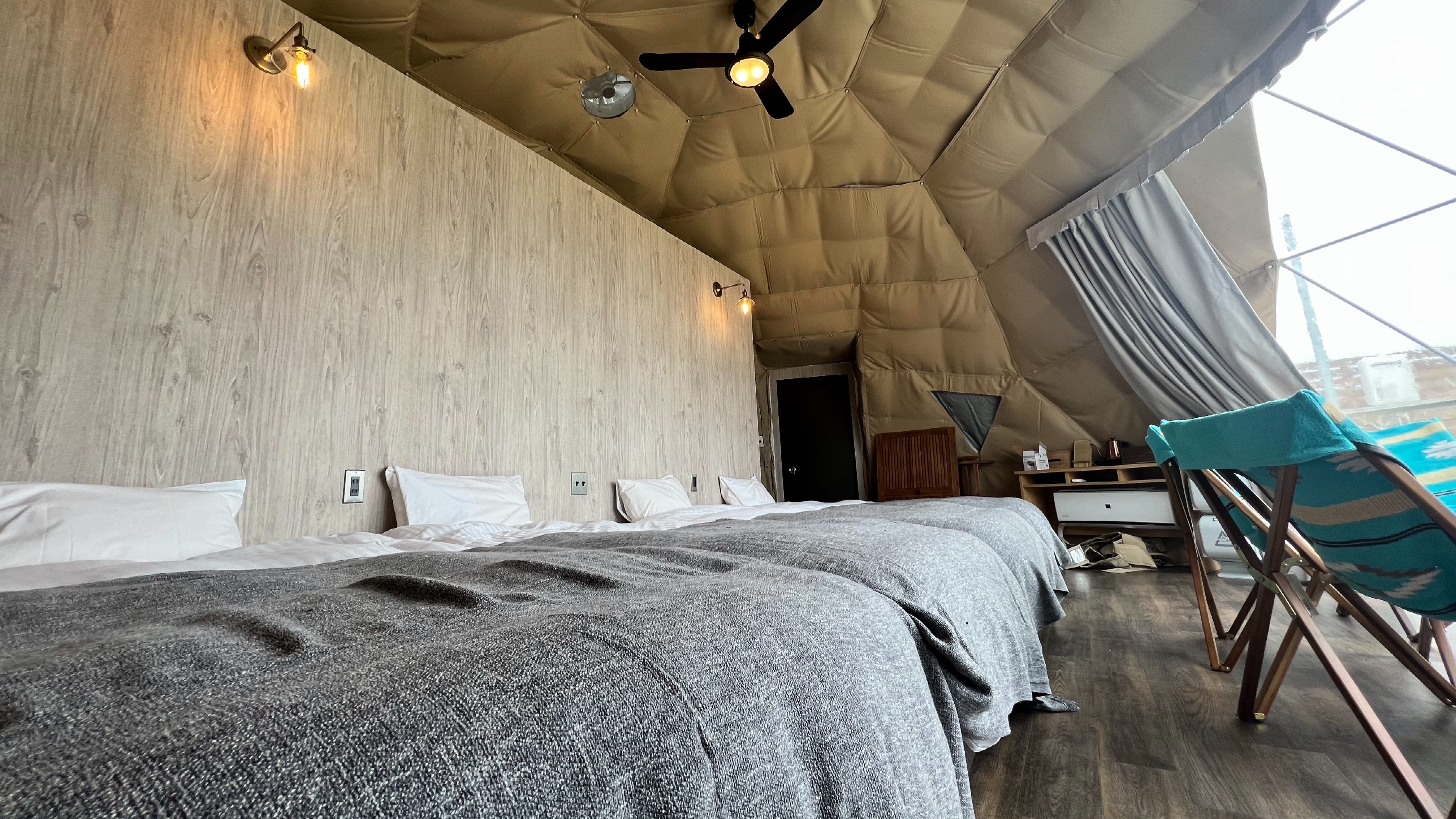 [Guest room] Glamping dome / 4 single beds - recommended for families and groups!