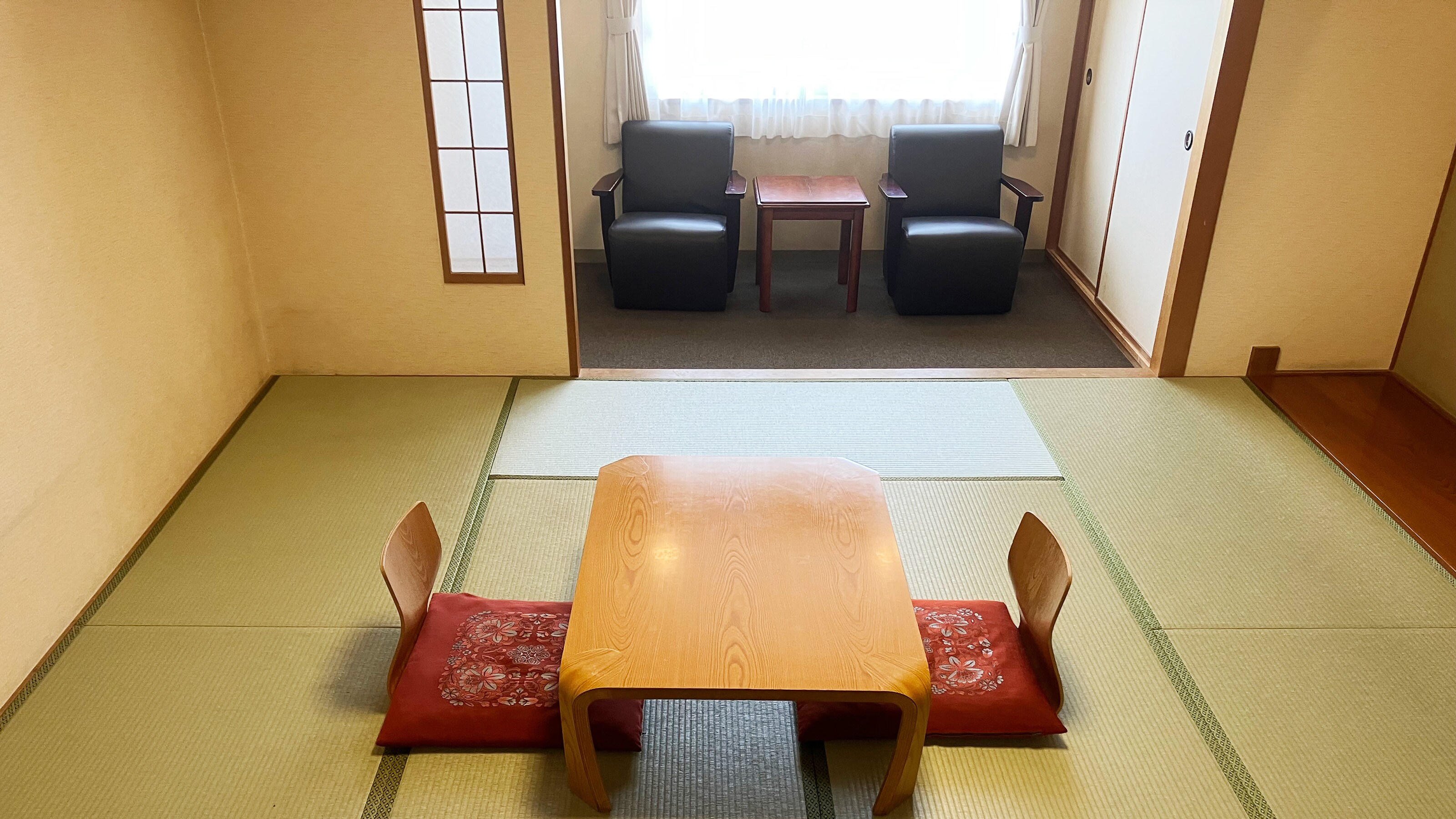Main building Japanese-style room 10 tatami mats