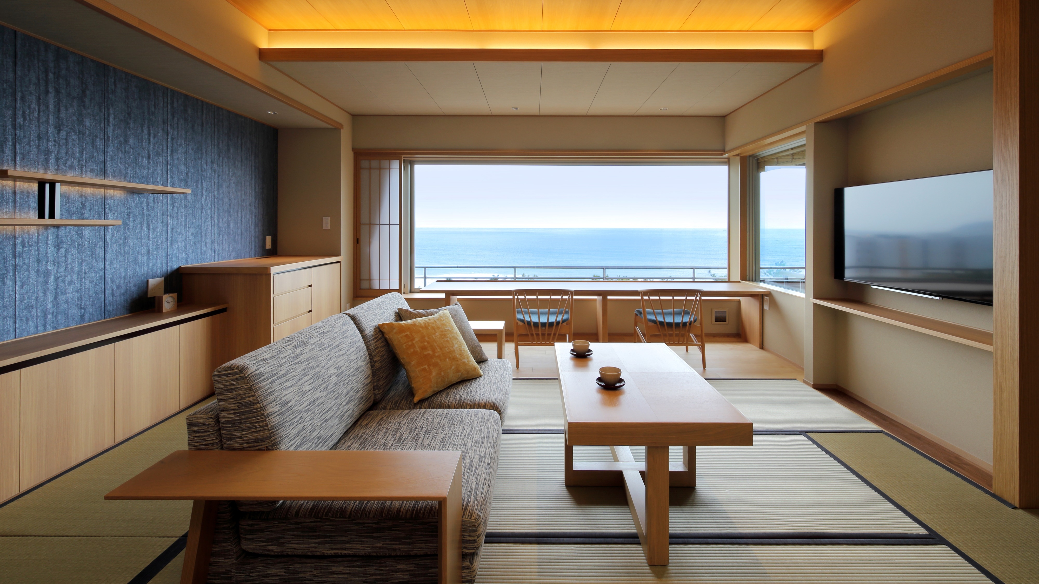 BARU: Kamar bergaya Jepang-Barat dengan mata air panas setengah terbuka (kamar bergaya Jepang + tempat tidur TW: tipe view counter) [7F]