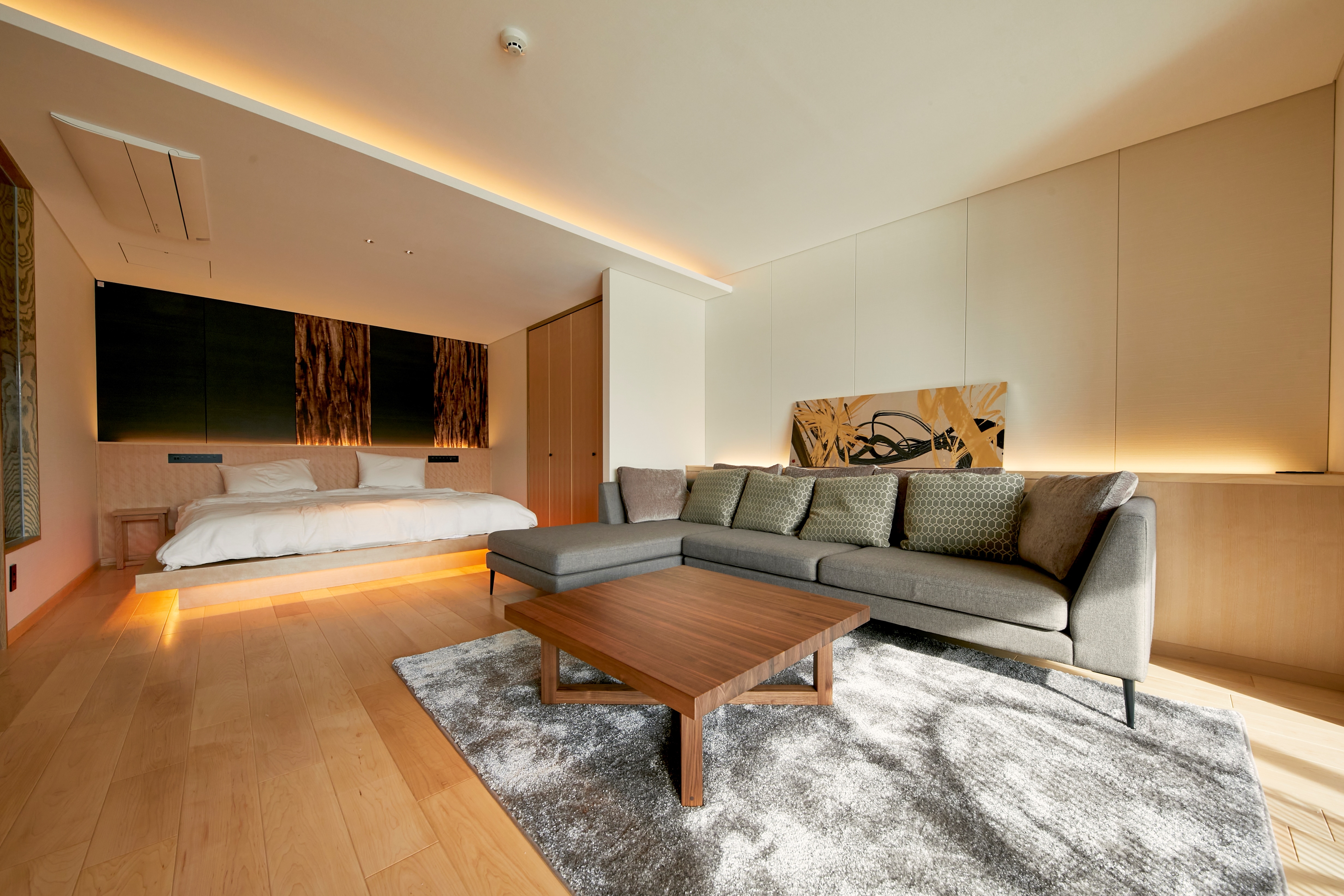 River View Room (Sauna Suite 5)