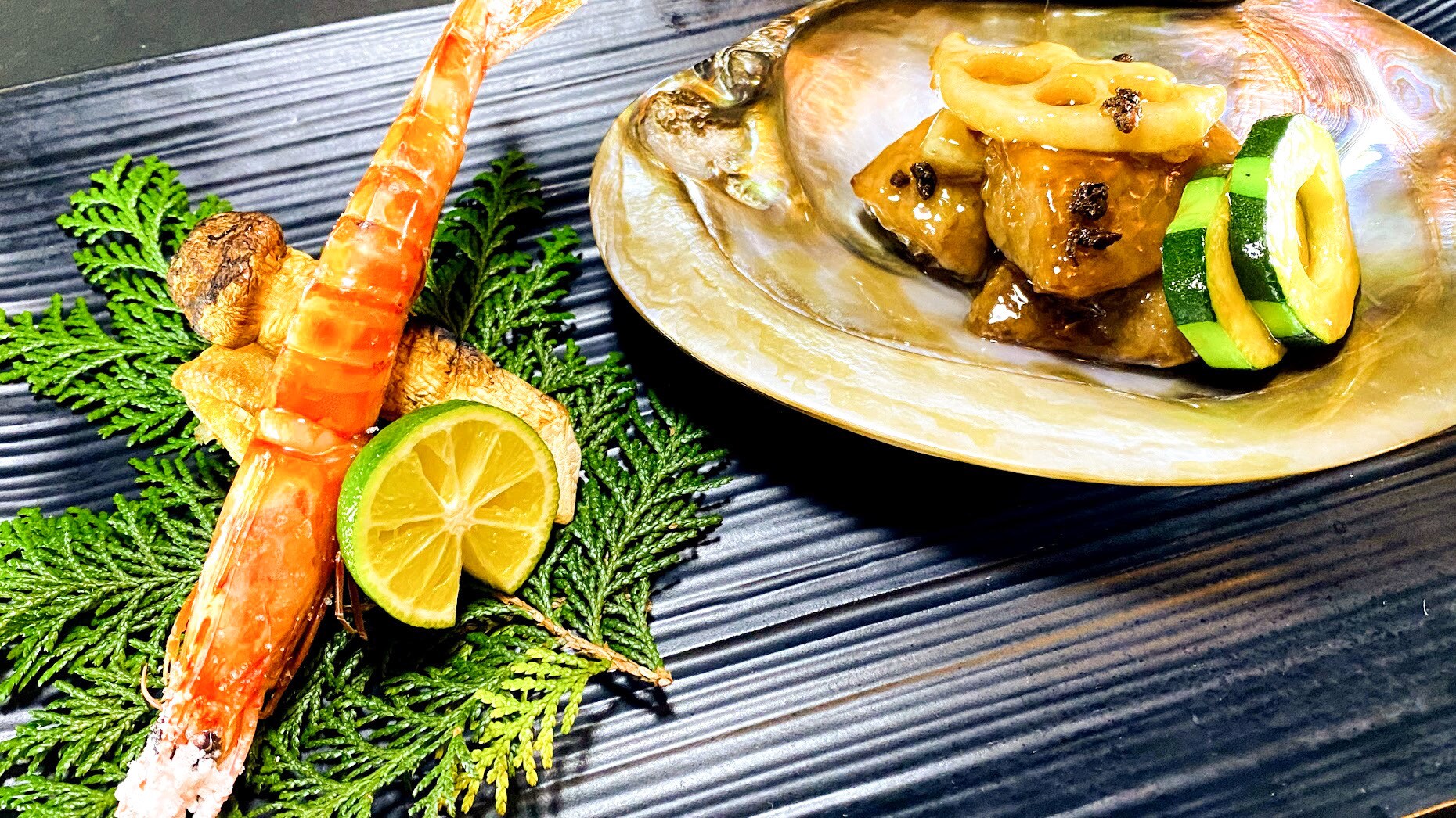 [Kaiseki cuisine] Tiger prawns and abalone