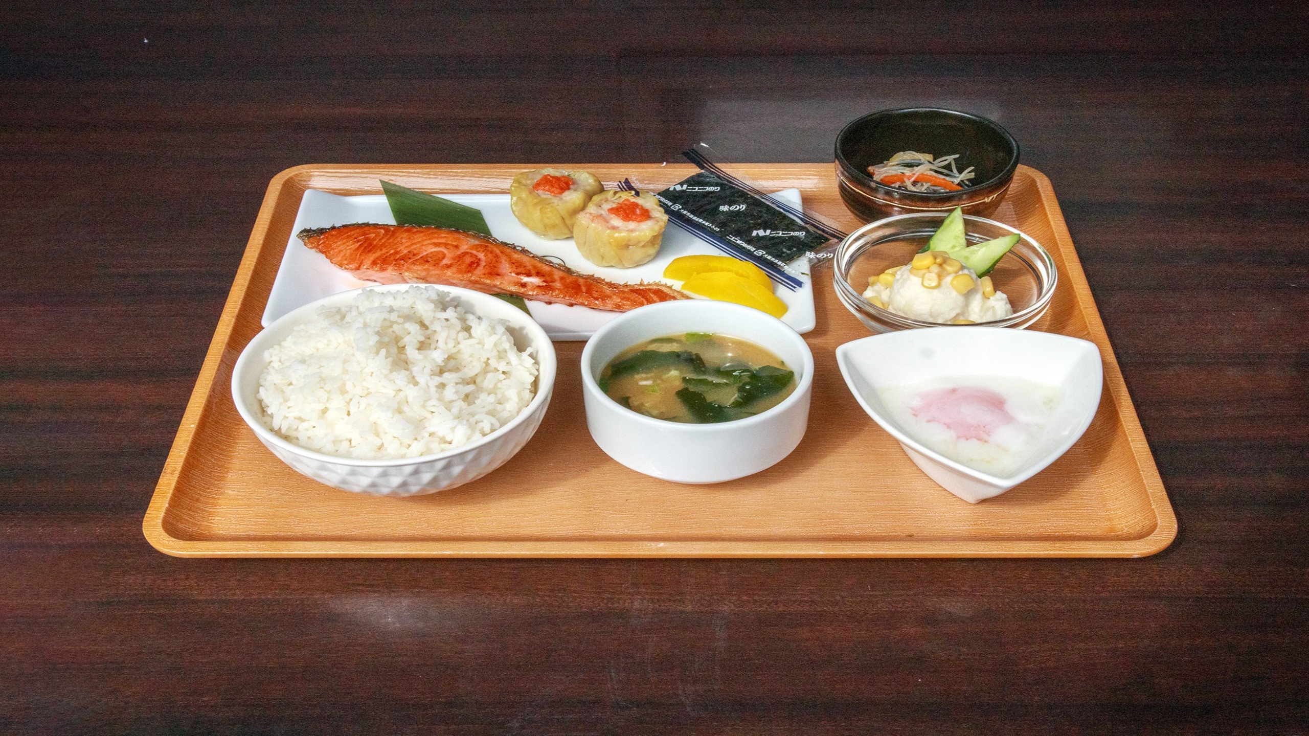 ■Sarapan set makanan Jepang