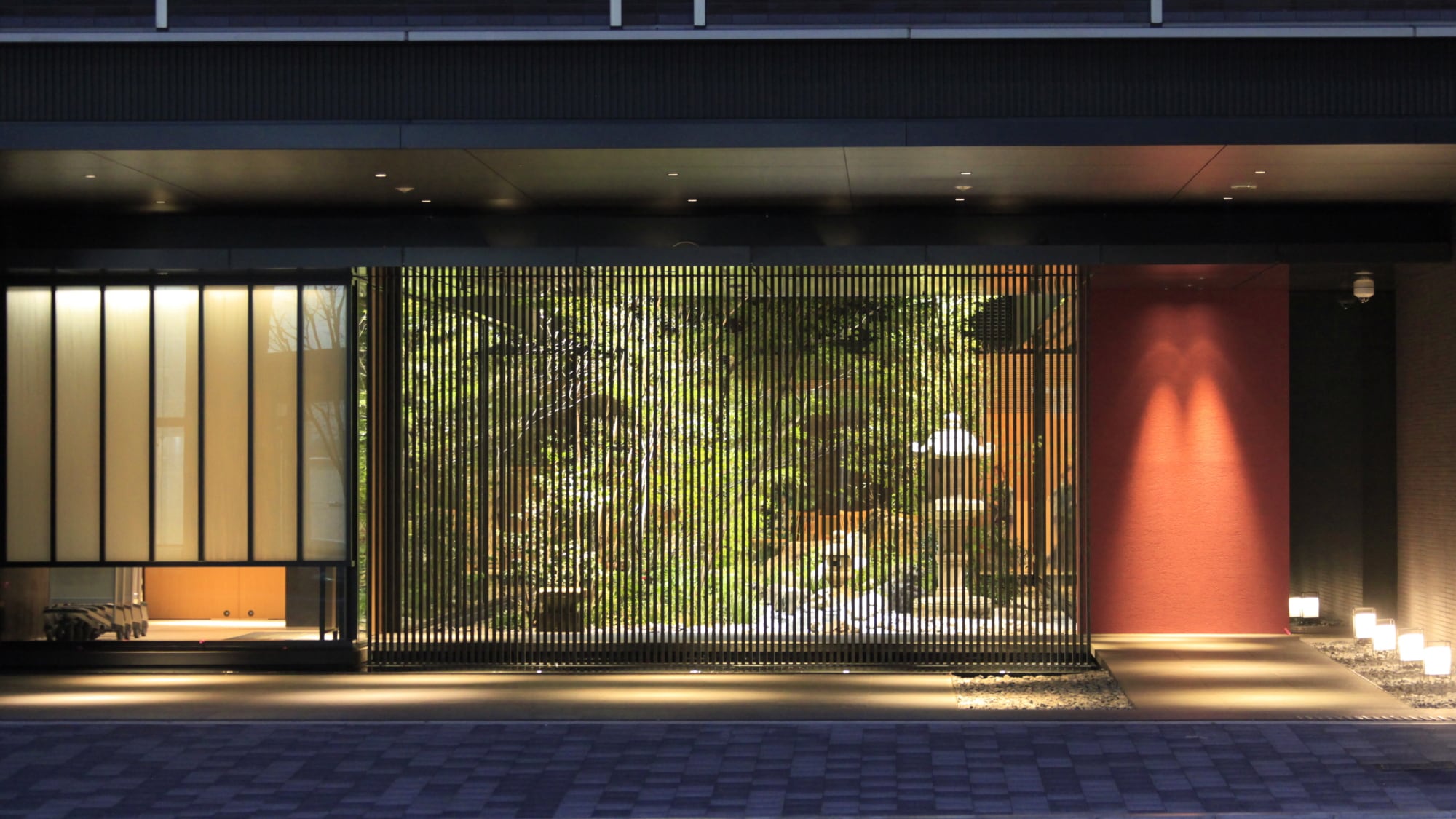 【正面玄関】京都駅から徒歩5分