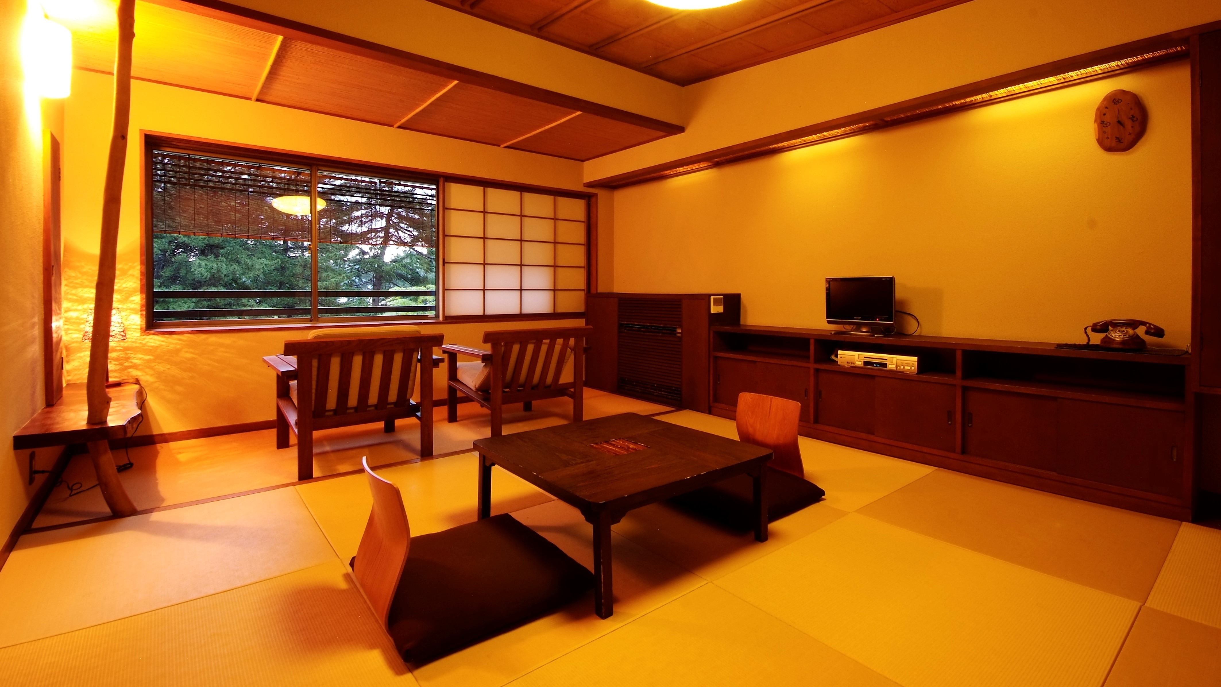 【아마노하시다테를 바라보는 모던 일본식 방】 아마노하시다테의 전망도 인기. 멋진 모던 일본식 객실은 1실만