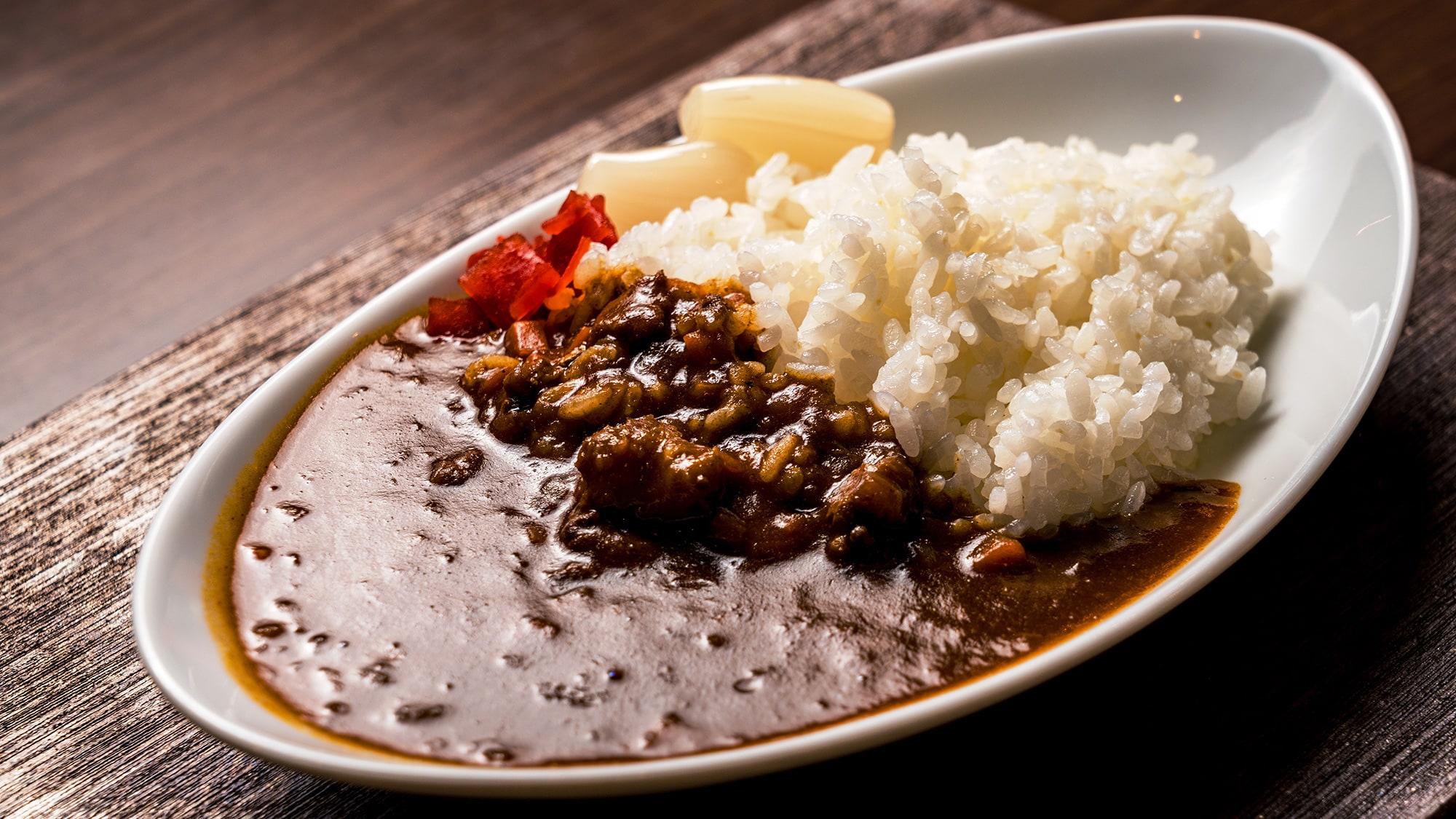 [Breakfast] A must-try! Tomato curry simmered in tomato juice from our own farm. *Image