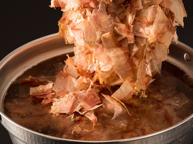 Commitment to materials and dashi