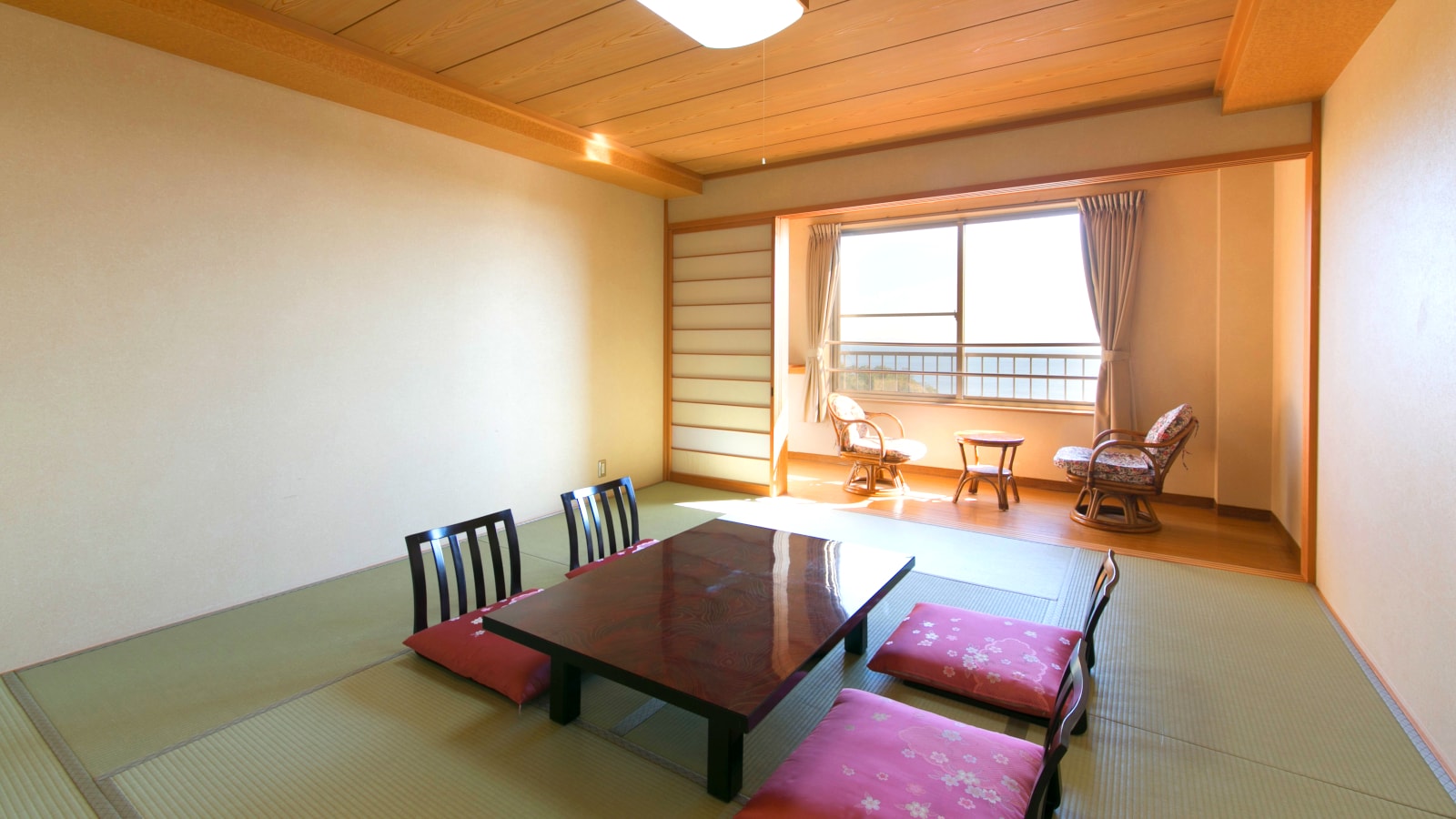 Ocean view Japanese style room 10 tatami mats (no bath) [Non-smoking]