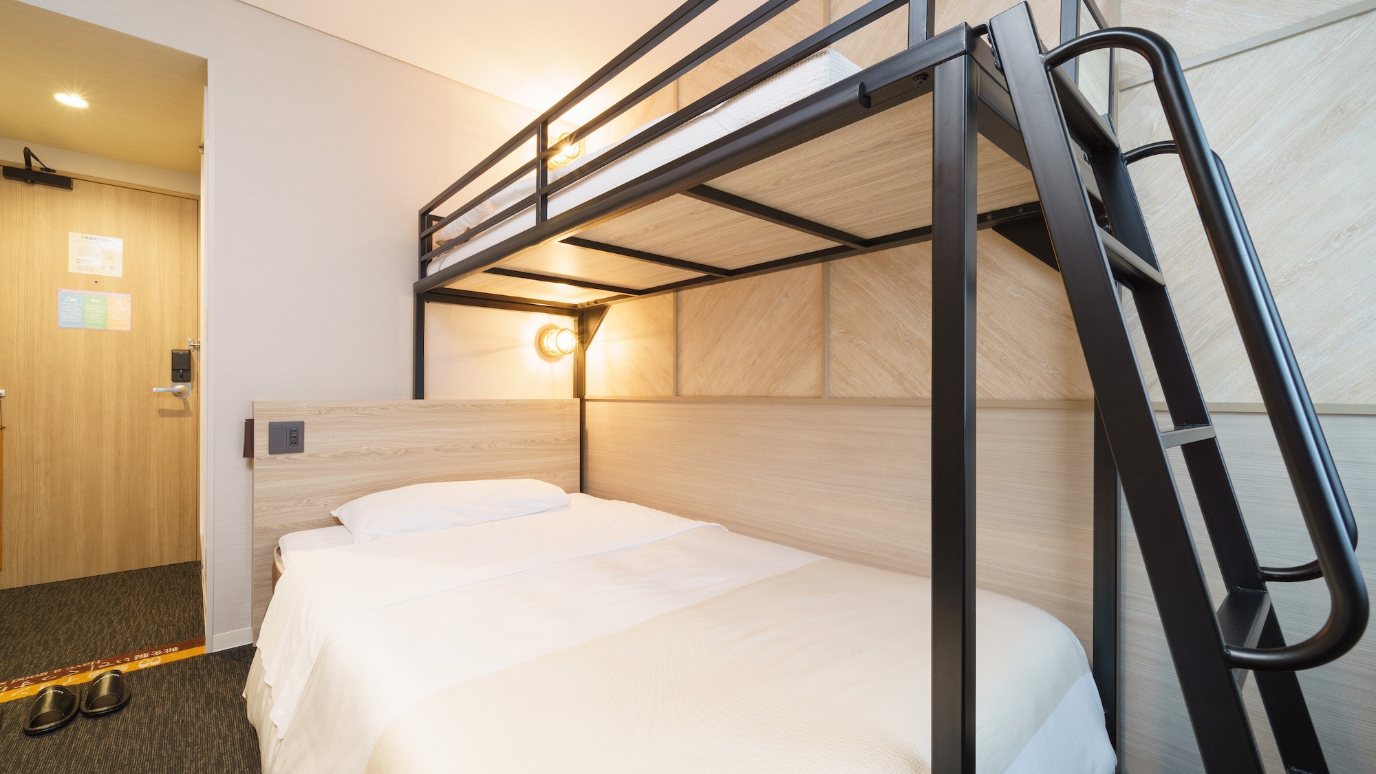 The loft area can also be used to store luggage.