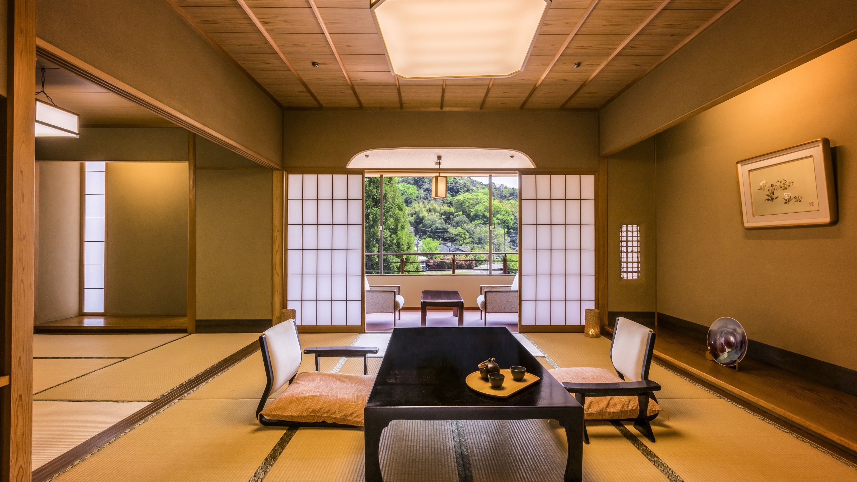 高级日式客房（2间客房、绿水苑、城市景观） ※客房示例