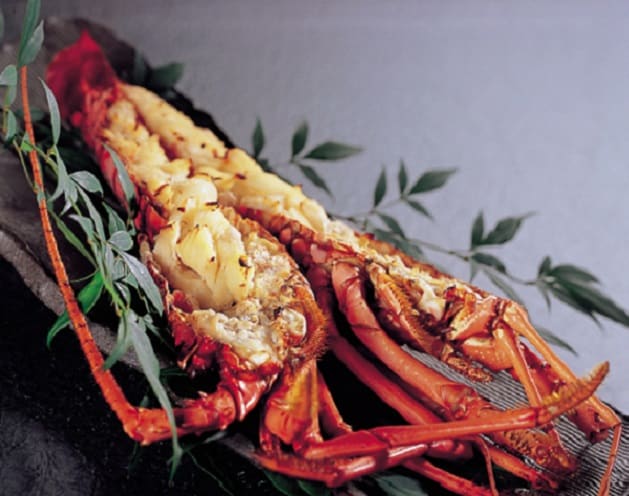 Grilled spiny lobster demon shell