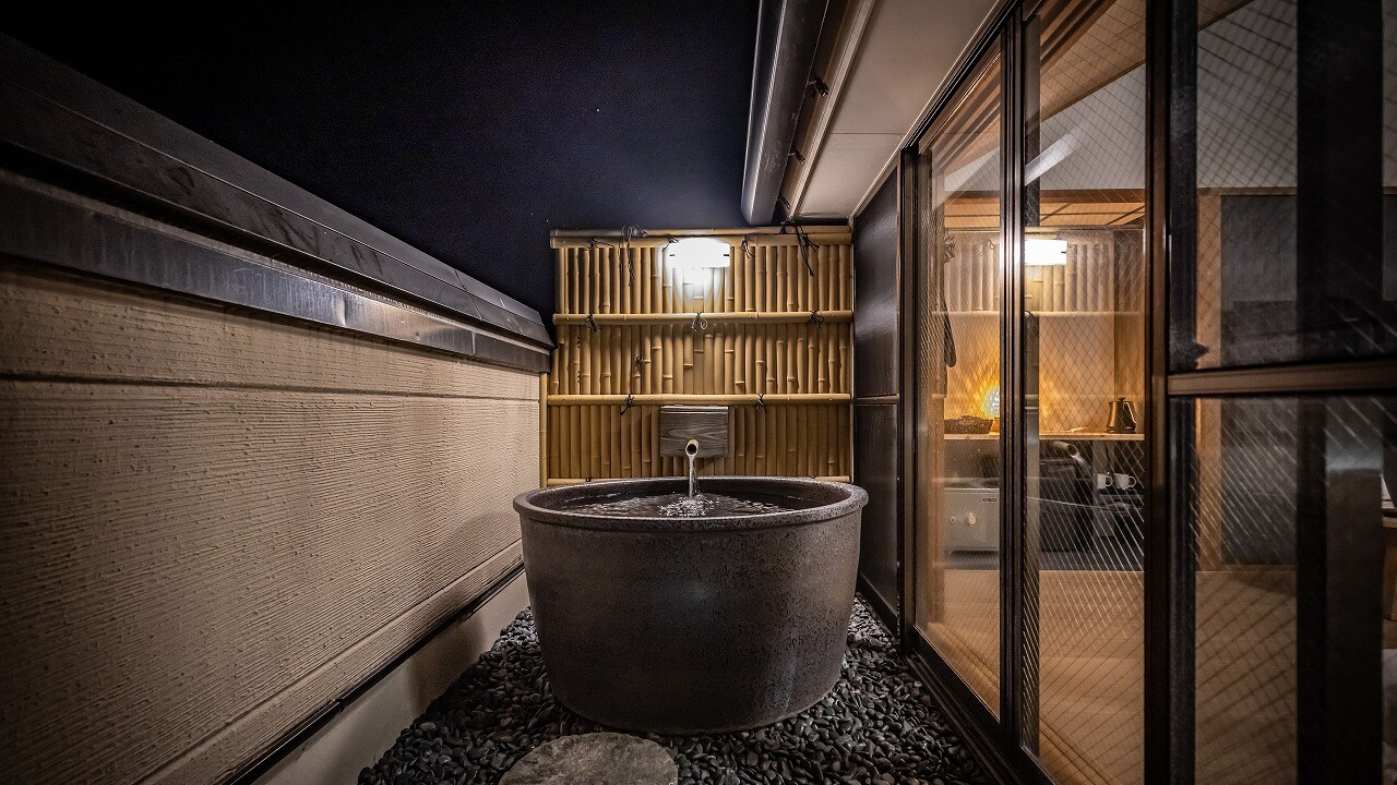 Open-air bath (Couple twin room with open-air bath on the top floor)