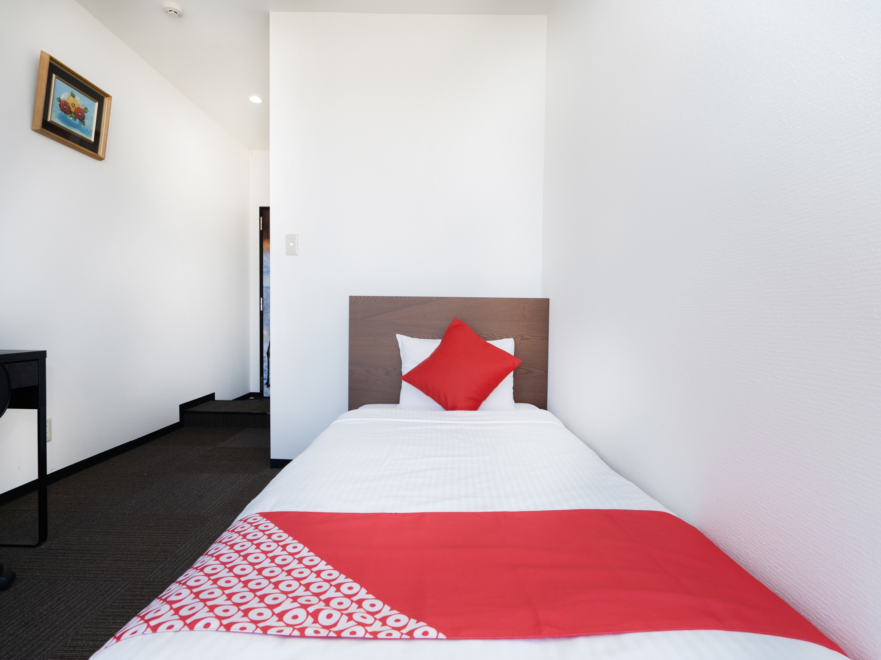 Single Deluxe Room