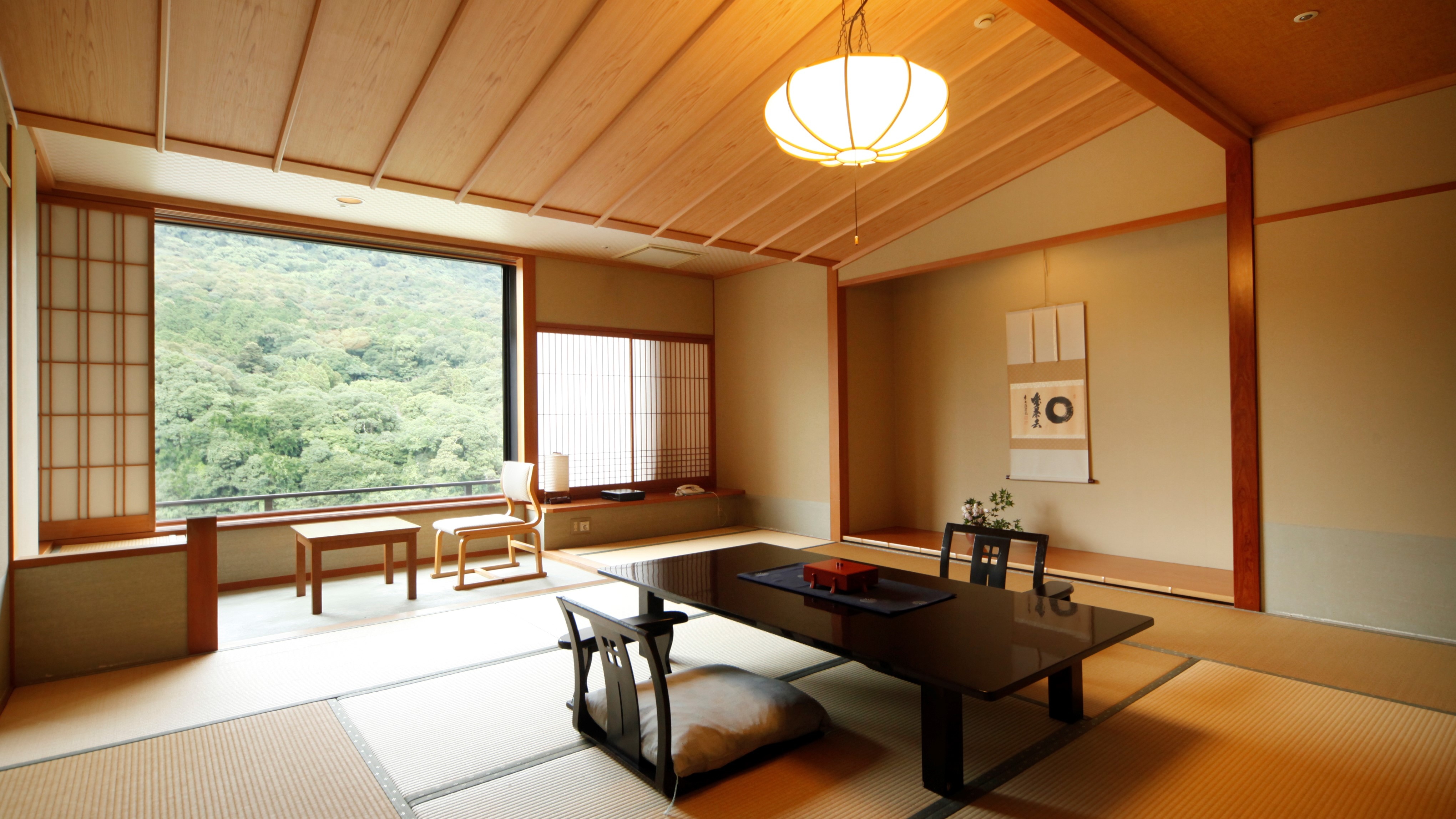 Hitenkan 12.5 tatami Japanese-style room